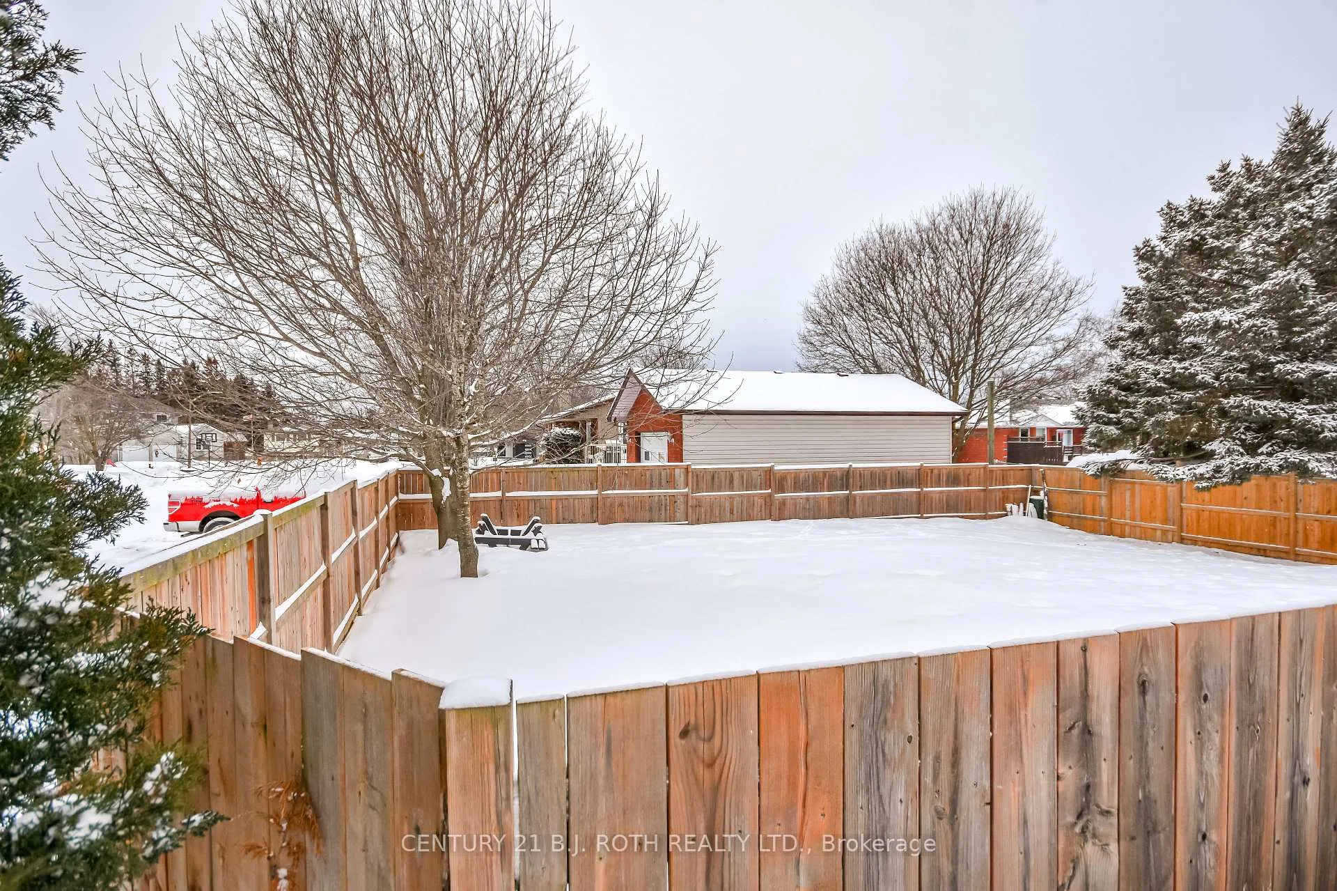 Photo 2 of 6 Glenview Avenue, Springwater, Elmvale — HOMEH
