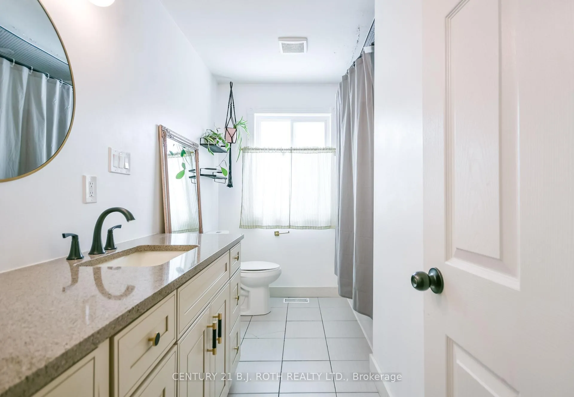 Photo 27 of 6 Glenview Avenue, Springwater, Elmvale — HOMEH