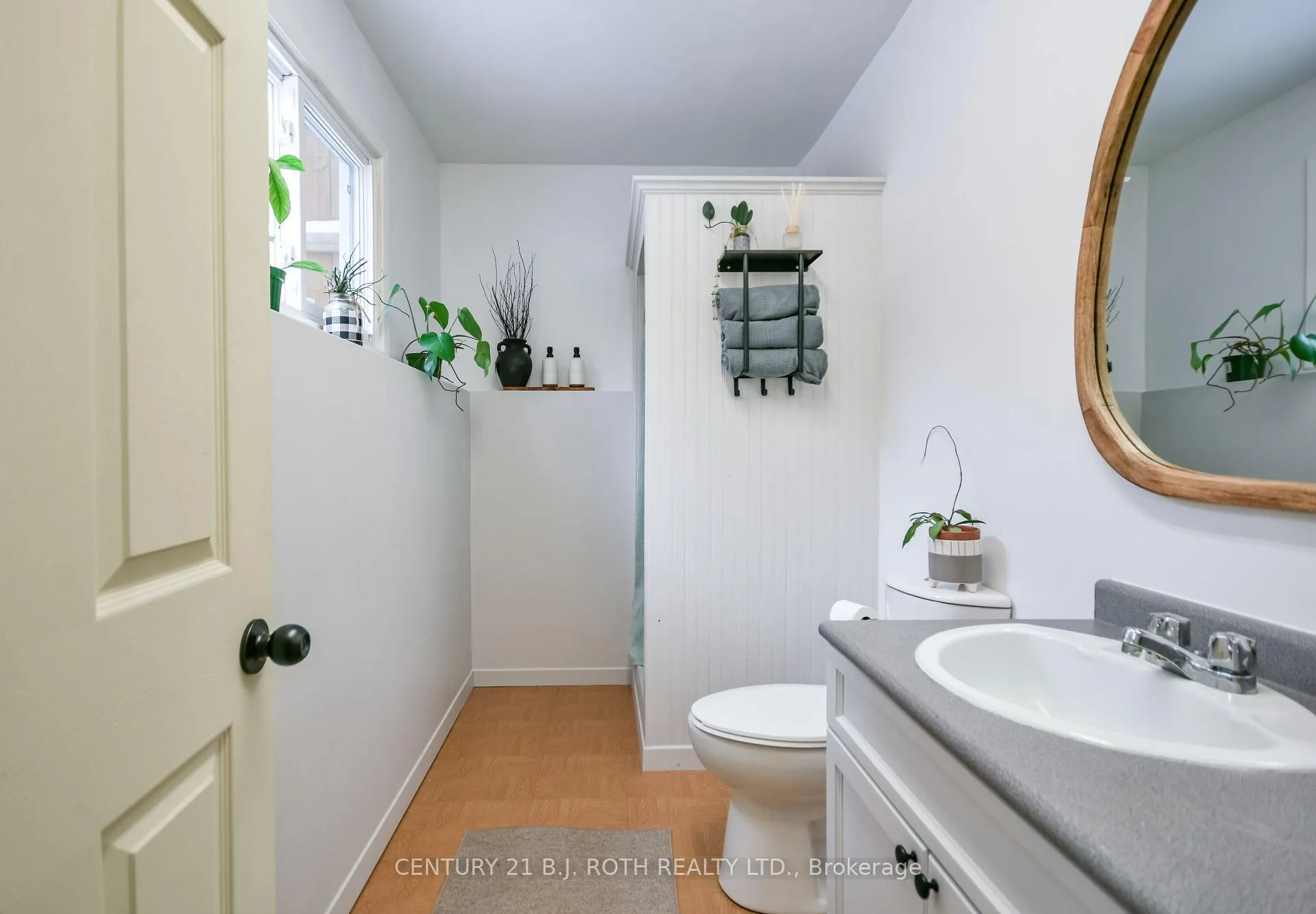 Photo 31 of 6 Glenview Avenue, Springwater, Elmvale — HOMEH