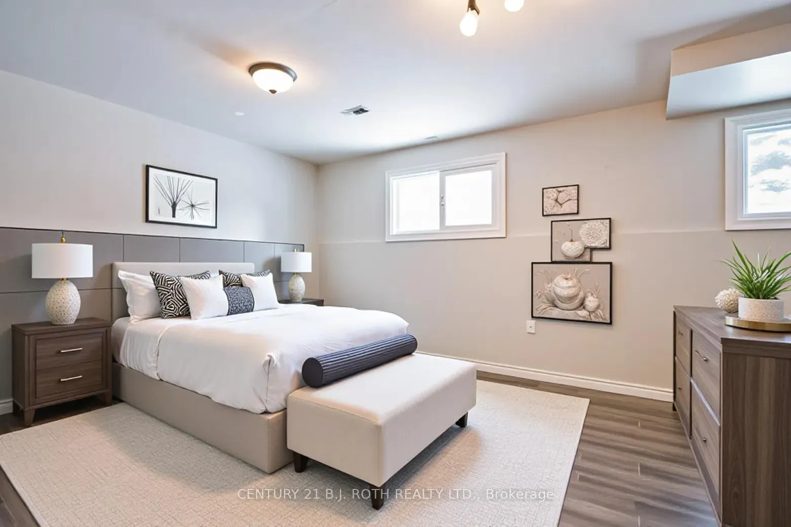 Photo 41 of 6 Glenview Avenue, Springwater, Elmvale — HOMEH