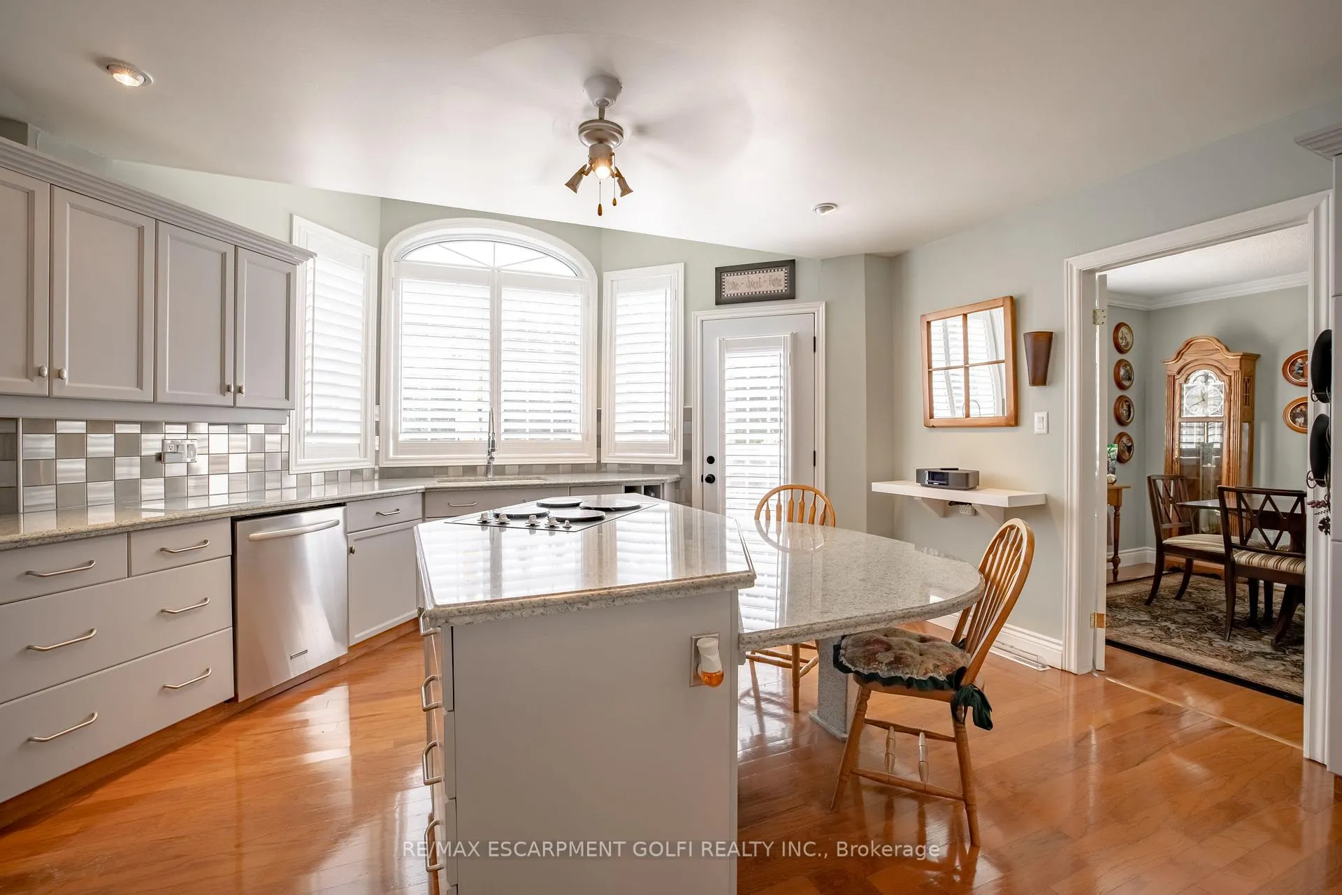 Photo 10 of 534 Concession 8 Road E, Hamilton, Rural Flamborough — HOMEH