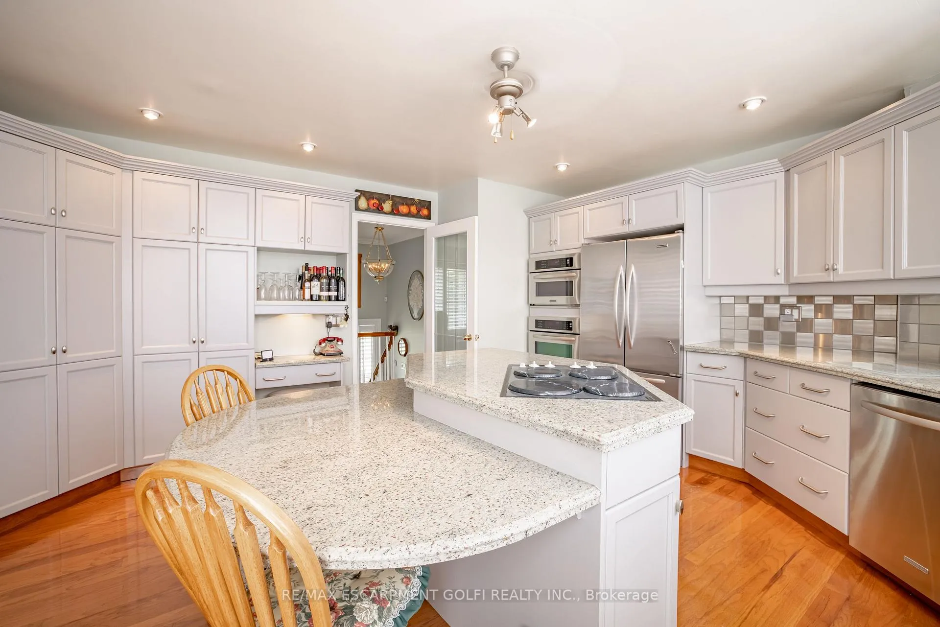 Photo 12 of 534 Concession 8 Road E, Hamilton, Rural Flamborough — HOMEH