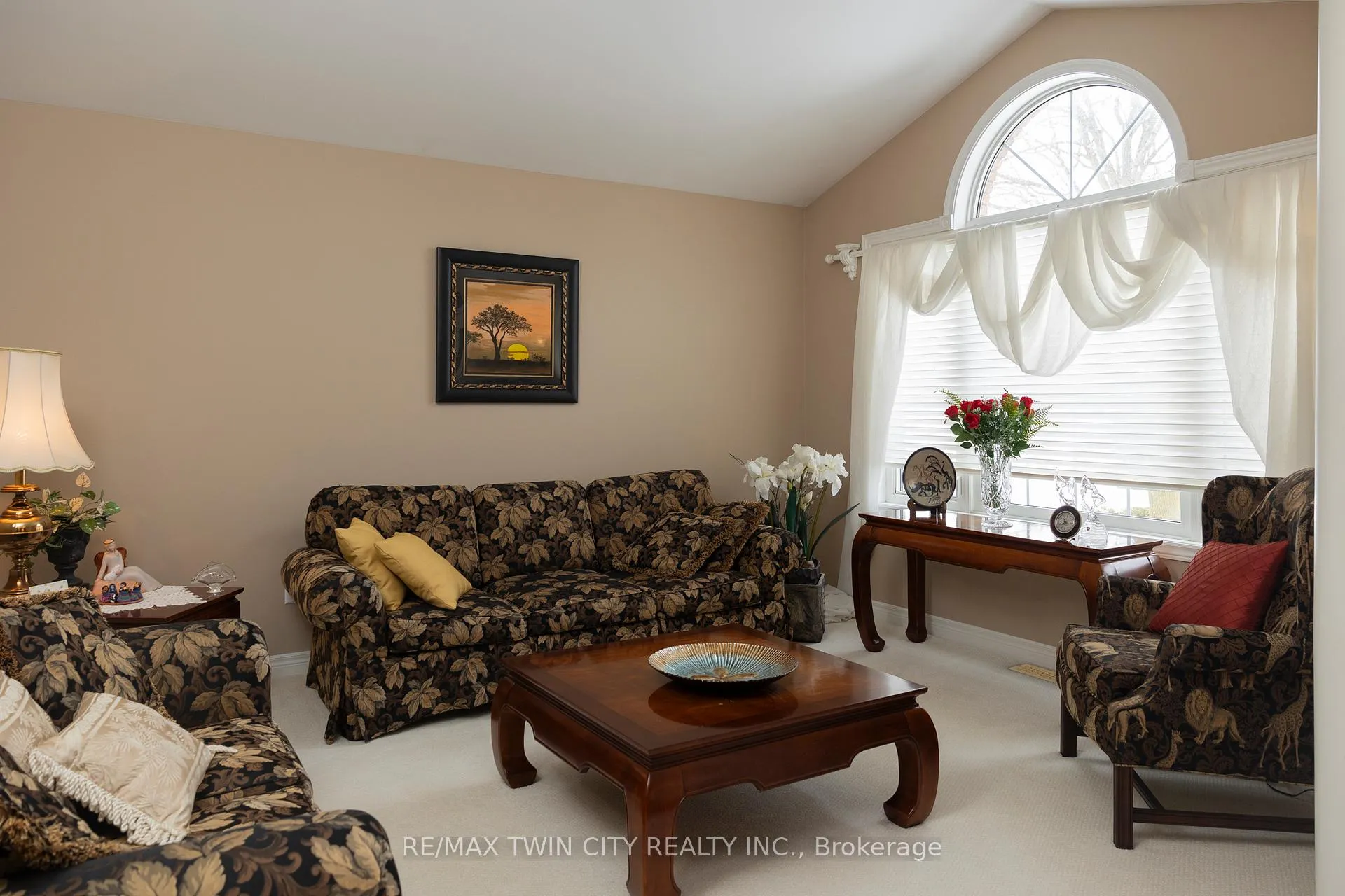 Photo 7 of 560 West Quarter Townlin Road, Brant, Burford — HOMEH