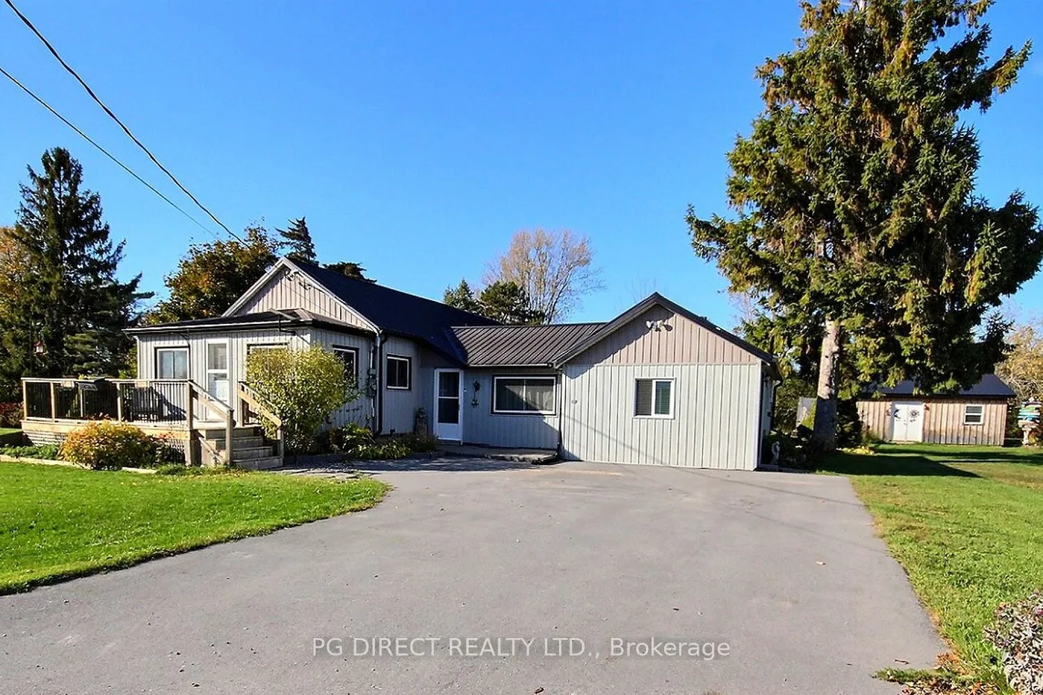 Photo 1 of 644 Smokes Point Road, Prince Edward County, Ameliasburgh — HOMEH