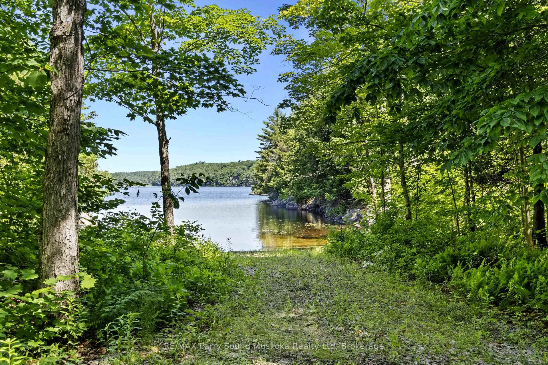Photo 14 of 36 Fun Cottage Lane, McDougall — HOMEH
