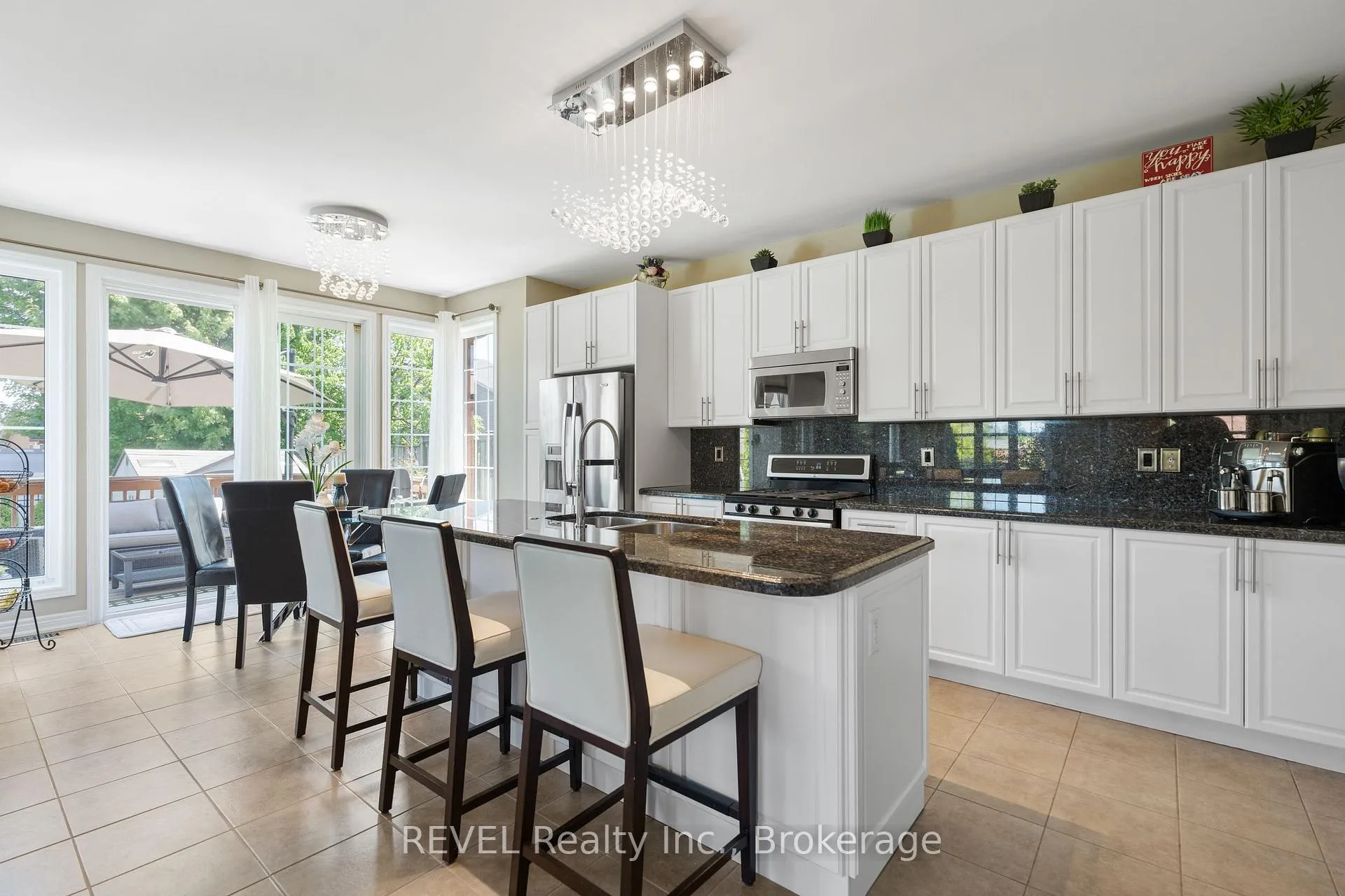Photo 9 of 6500 St. Michael Avenue, Niagara Falls, Forestview — HOMEH