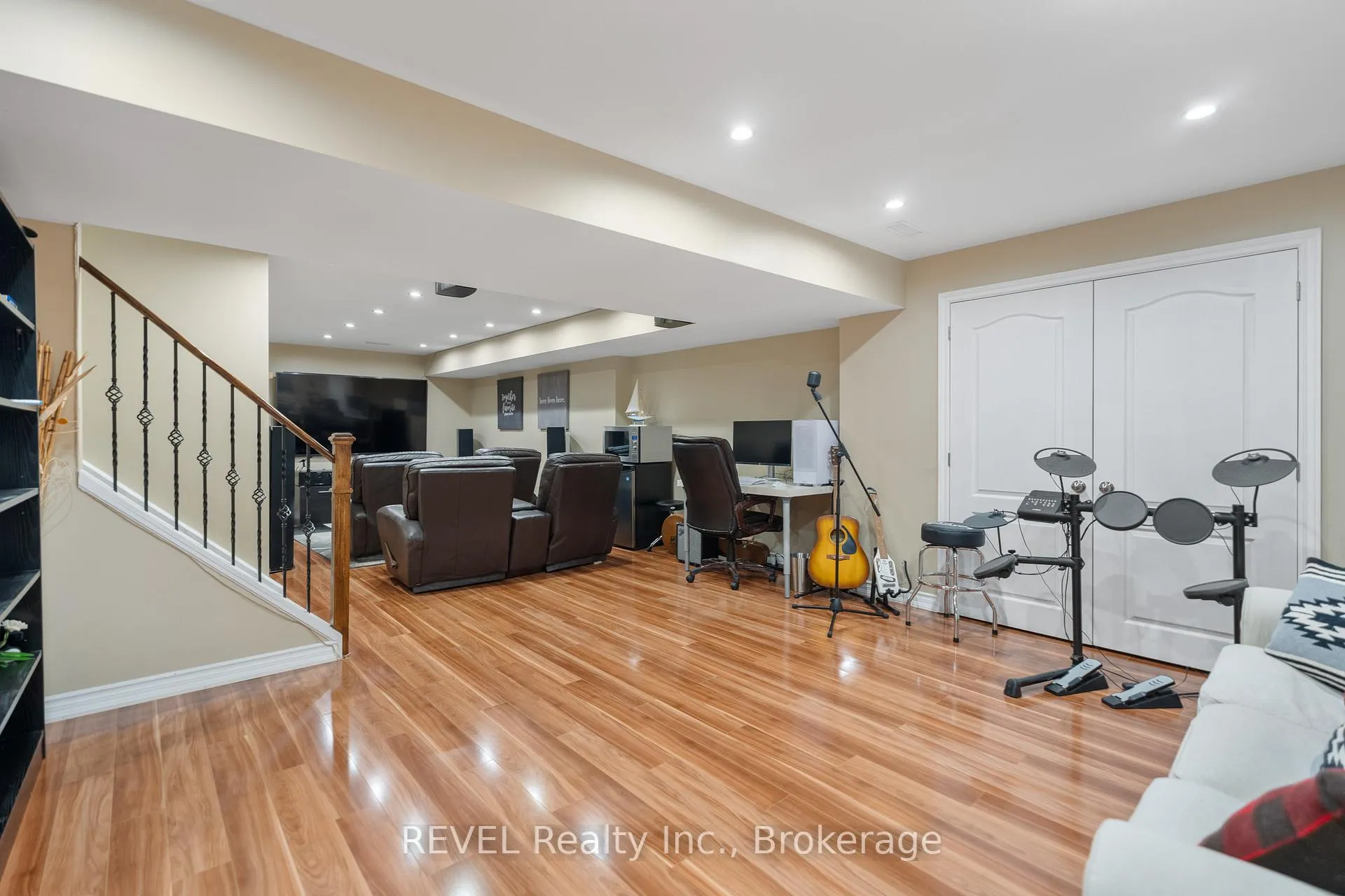 Photo 28 of 6500 St. Michael Avenue, Niagara Falls, Forestview — HOMEH