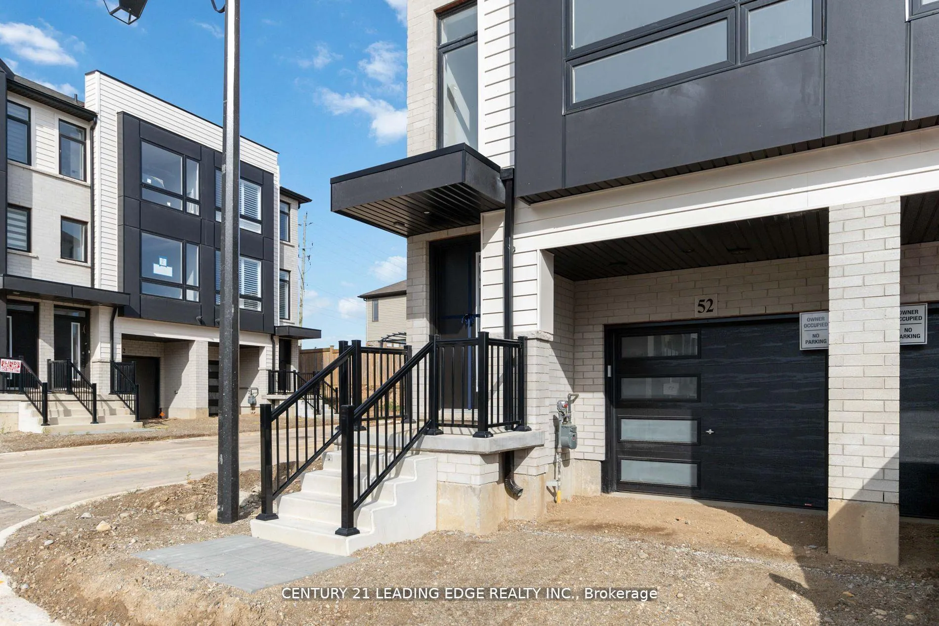 Photo 6 of Unit 52, 55 Tom Brown Drive, Brant, Paris — HOMEH