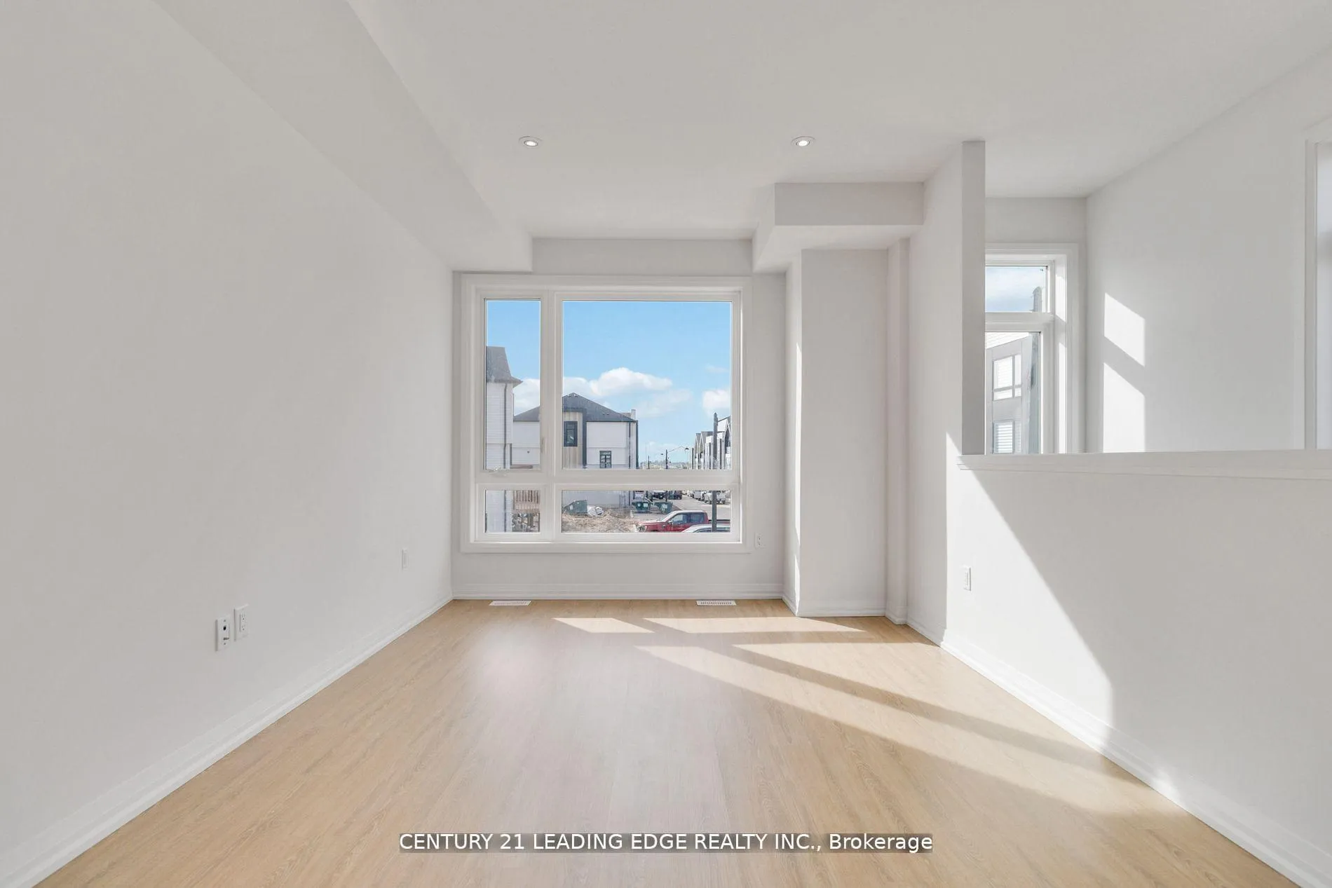 Photo 10 of Unit 52, 55 Tom Brown Drive, Brant, Paris — HOMEH