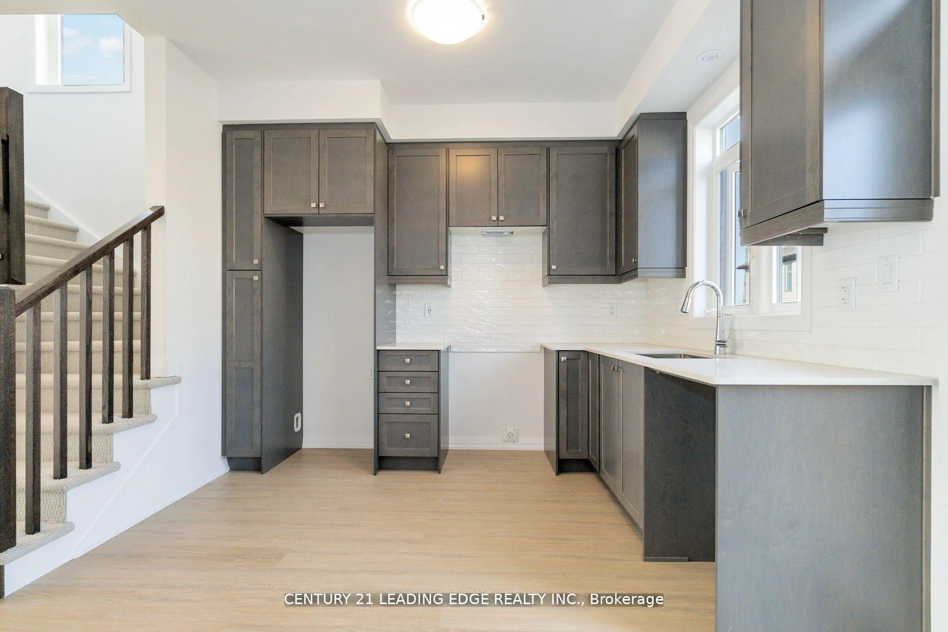 Photo 14 of Unit 52, 55 Tom Brown Drive, Brant, Paris — HOMEH