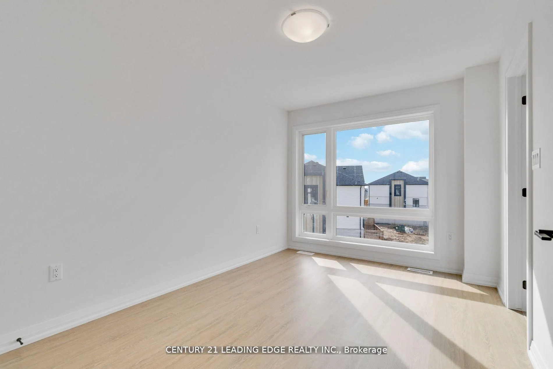 Photo 19 of Unit 52, 55 Tom Brown Drive, Brant, Paris — HOMEH