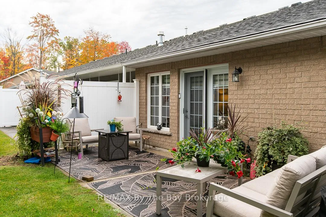 Photo 8 of 67 Meadow Lane, Wasaga Beach — HOMEH