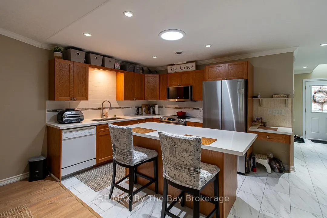 Photo 23 of 67 Meadow Lane, Wasaga Beach — HOMEH