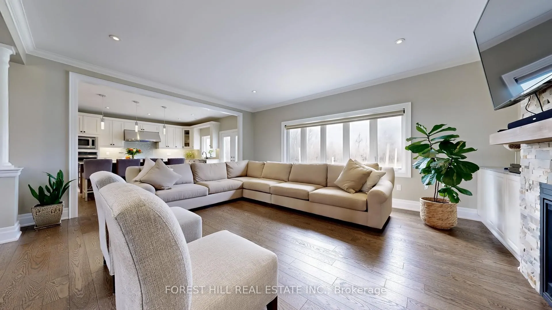 Photo 5 of 2 Forestview Court, Kawartha Lakes, Ops — HOMEH