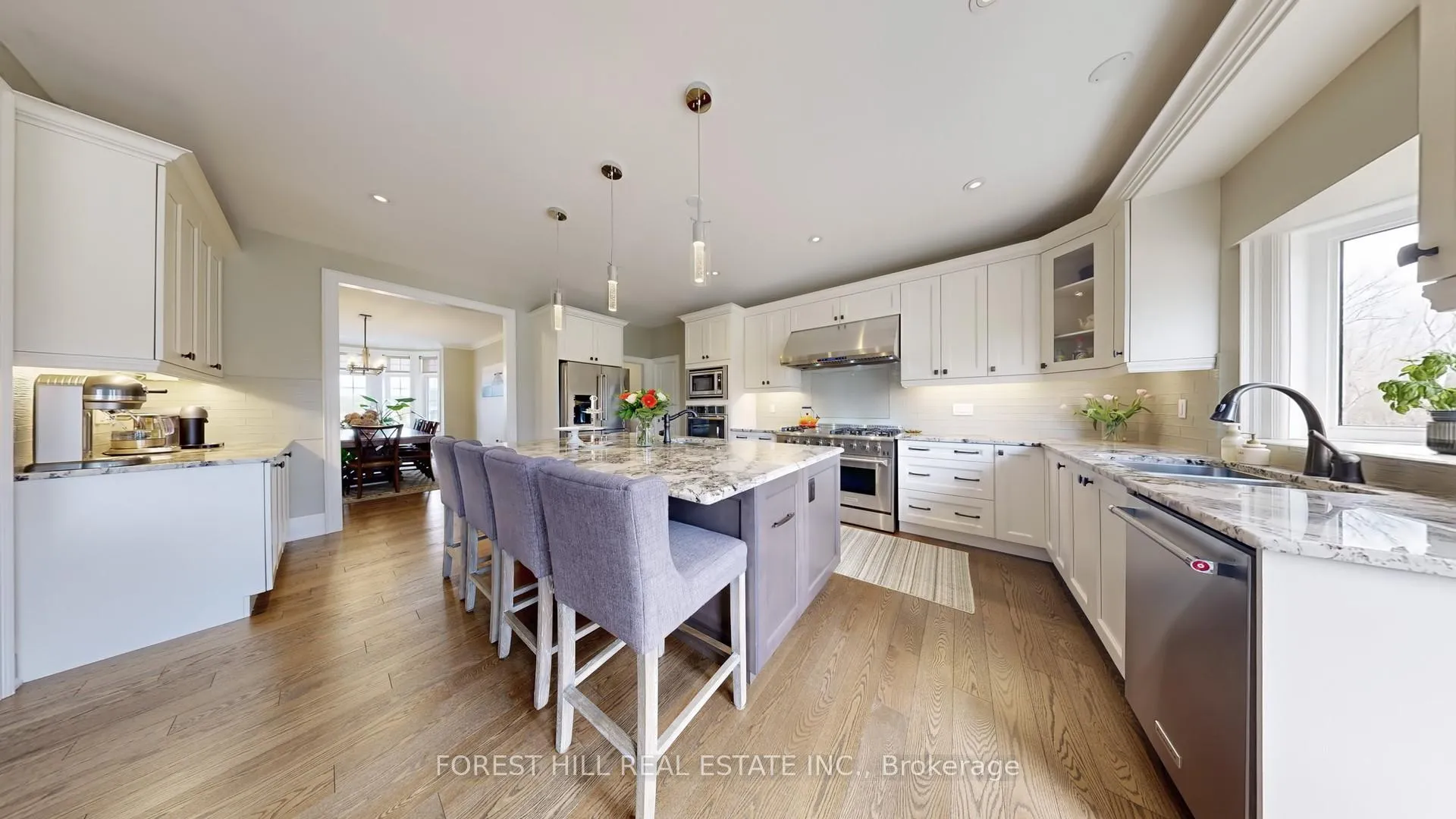 Photo 14 of 2 Forestview Court, Kawartha Lakes, Ops — HOMEH