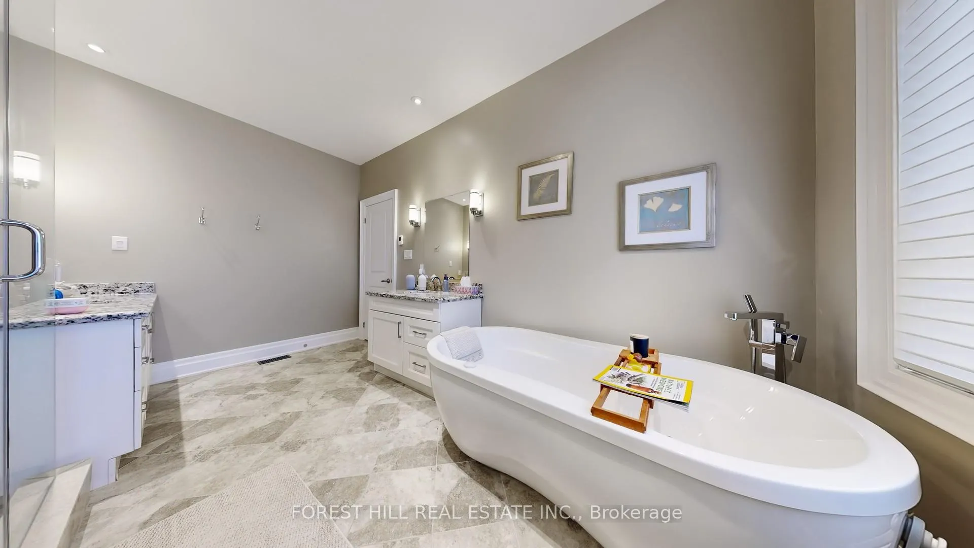 Photo 24 of 2 Forestview Court, Kawartha Lakes, Ops — HOMEH