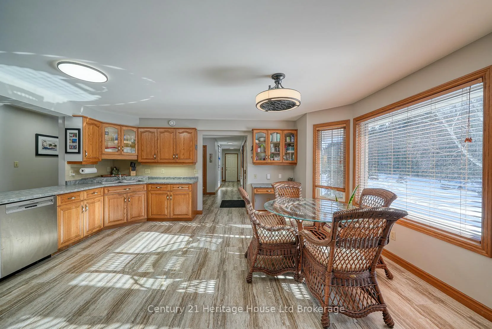 Photo 10 of 55846 Light Line, Bayham, Rural Bayham — HOMEH