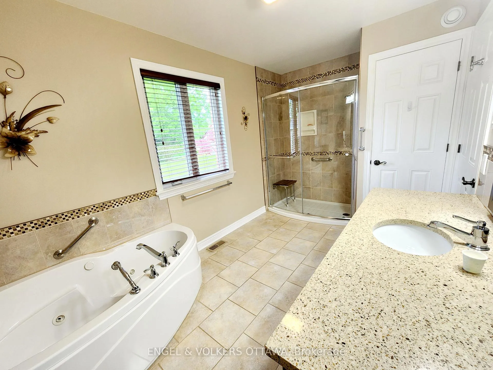 Photo 18 of 1732 Blakely Drive NW, Cornwall — HOMEH