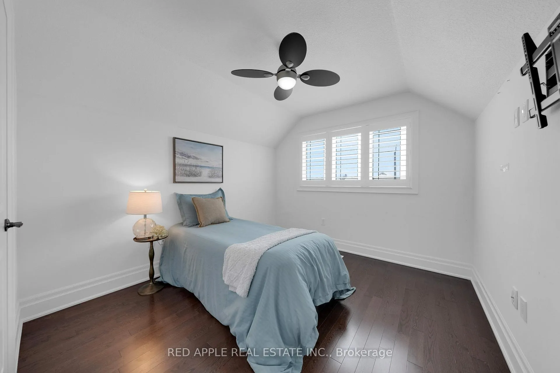 Photo 18 of 1143 Quarry Drive, Innisfil, Alcona — HOMEH