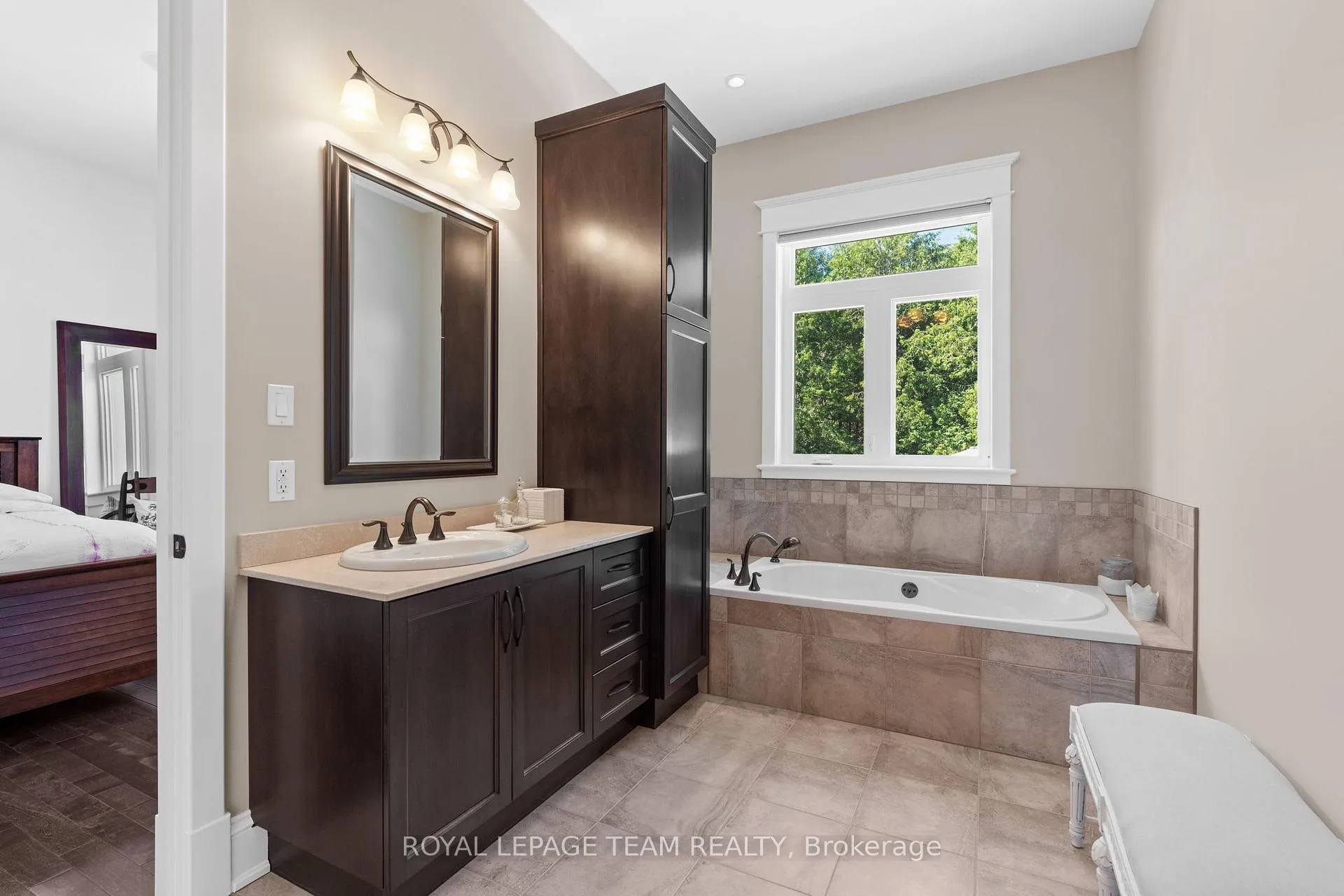 Photo 23 of 5987 Knights Drive, Ottawa, Manotick East to Manotick Station — HOMEH