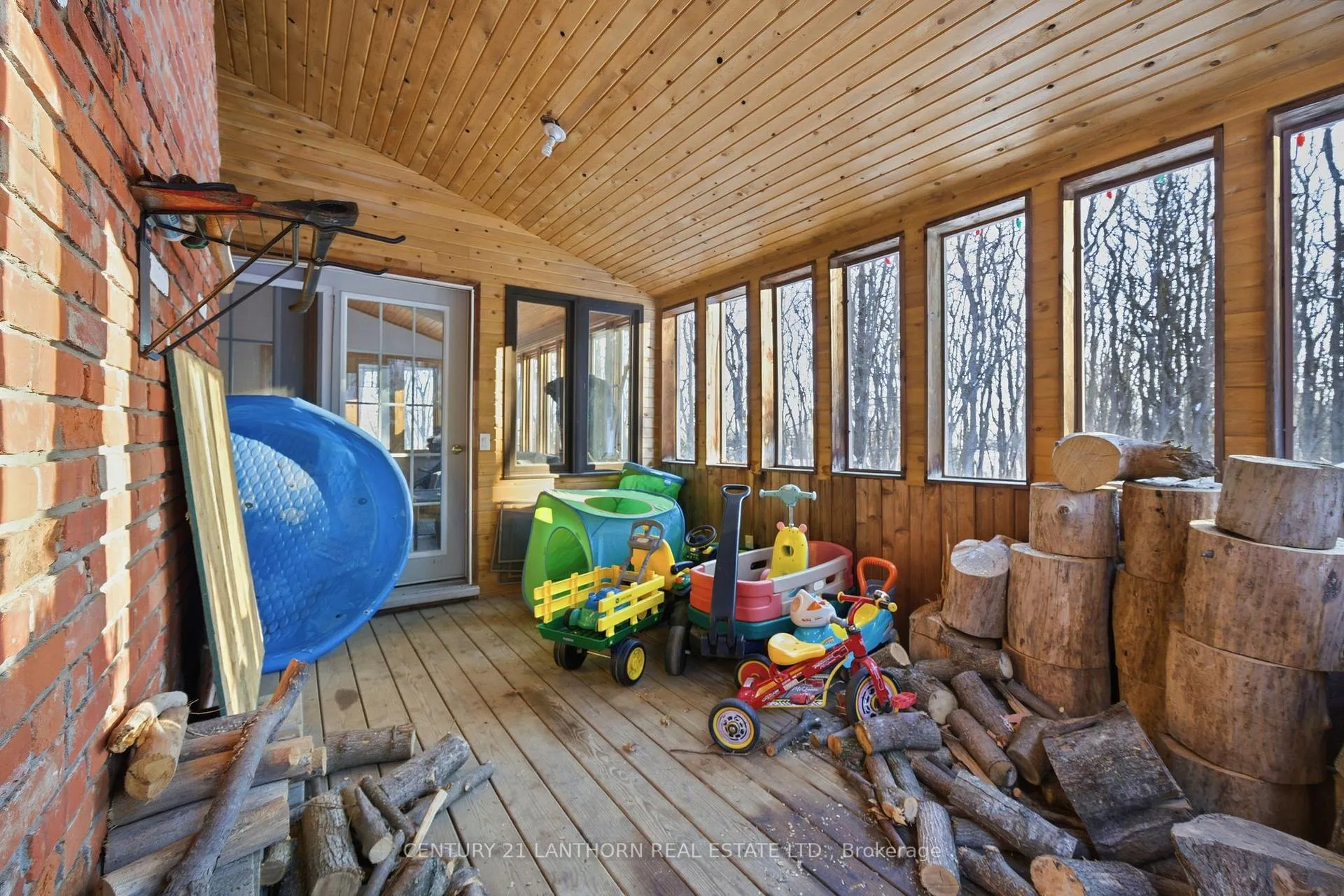 Photo 12 of 237 Beatty Road, Belleville, Thurlow Ward — HOMEH