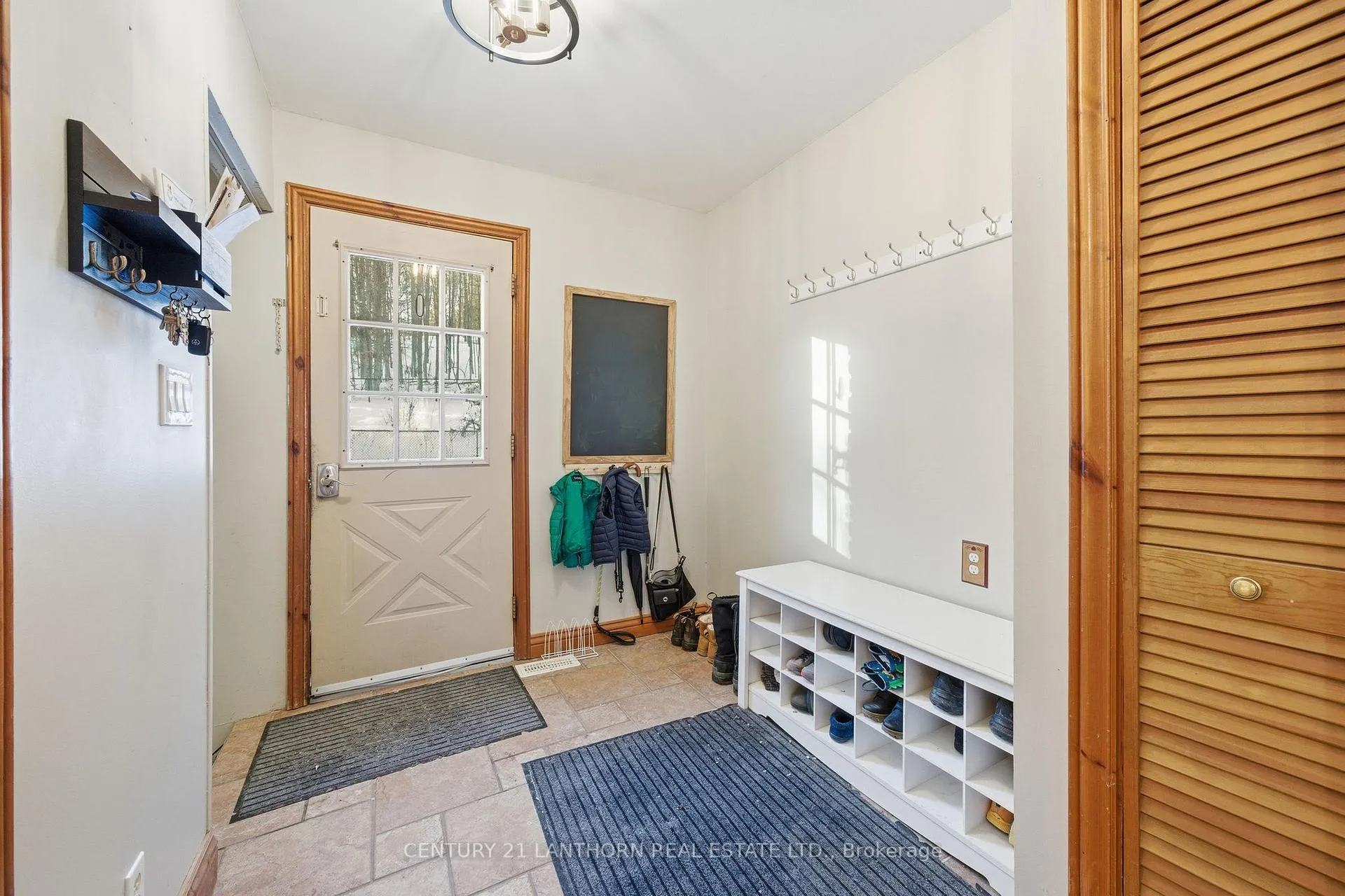 Photo 41 of 237 Beatty Road, Belleville, Thurlow Ward — HOMEH