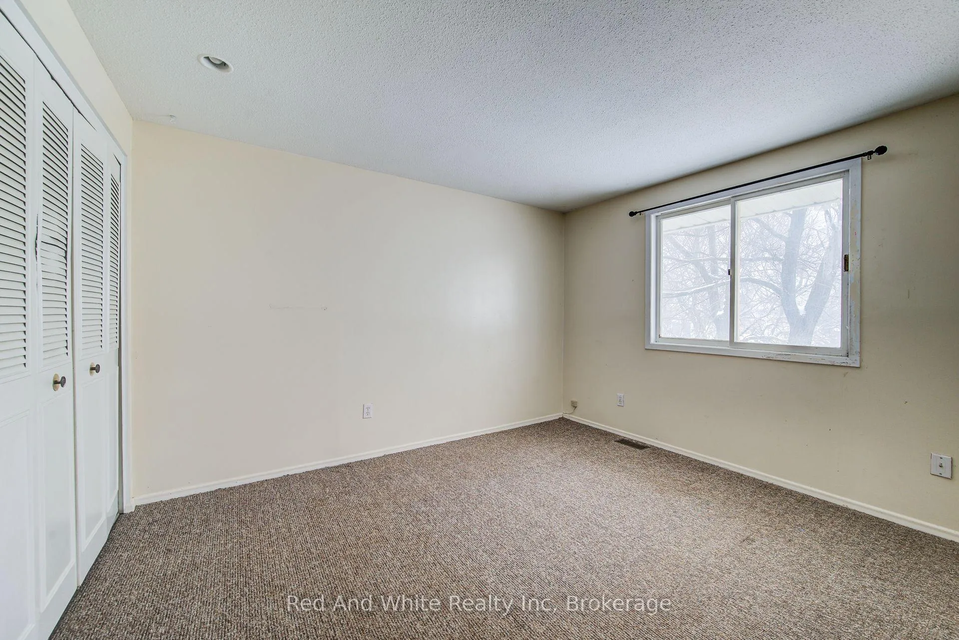 Photo 19 of 52 Avonwood Drive, Stratford — HOMEH