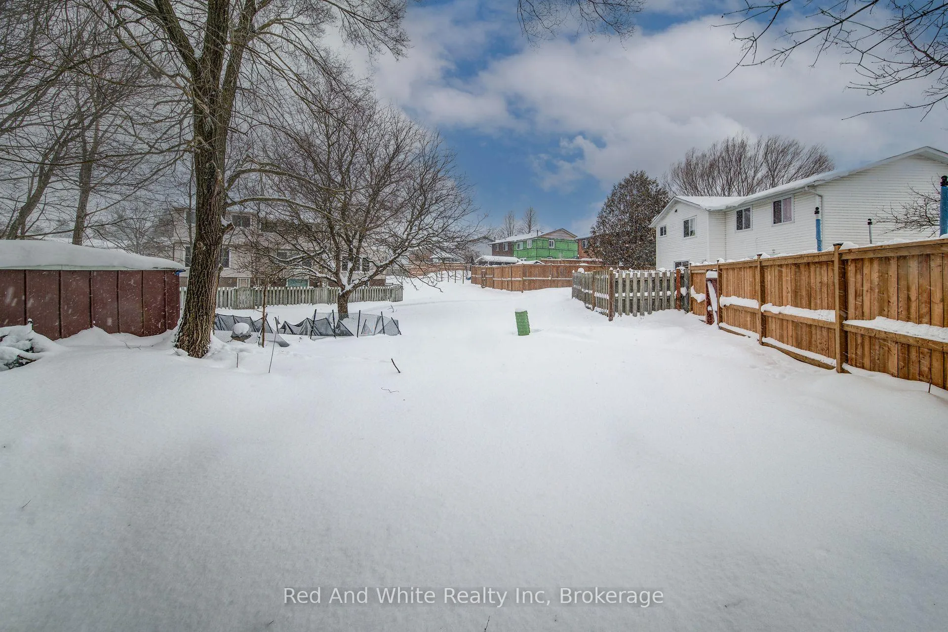 Photo 31 of 52 Avonwood Drive, Stratford — HOMEH