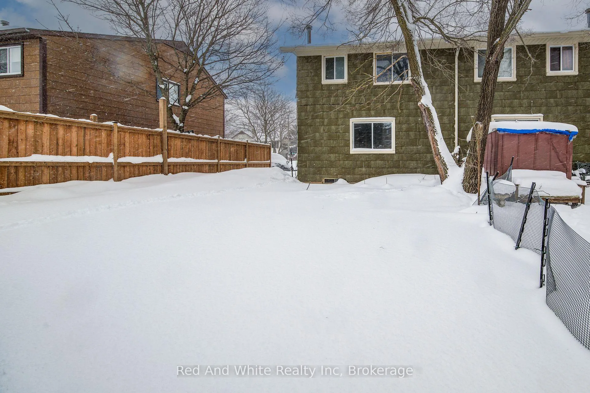 Photo 33 of 52 Avonwood Drive, Stratford — HOMEH