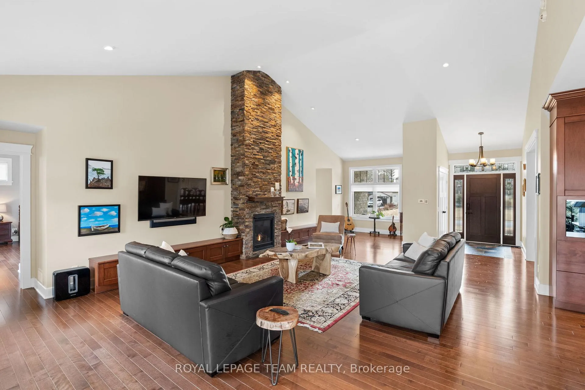 Photo 7 of 1095 Island View Drive, Ottawa, Manotick South to Roger Stevens — HOMEH