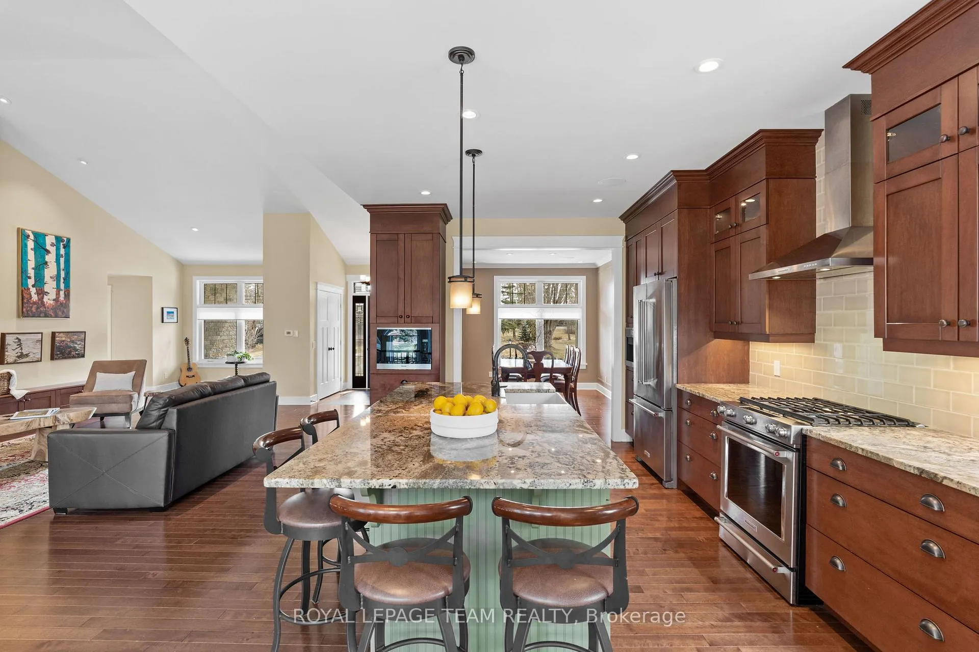 Photo 11 of 1095 Island View Drive, Ottawa, Manotick South to Roger Stevens — HOMEH