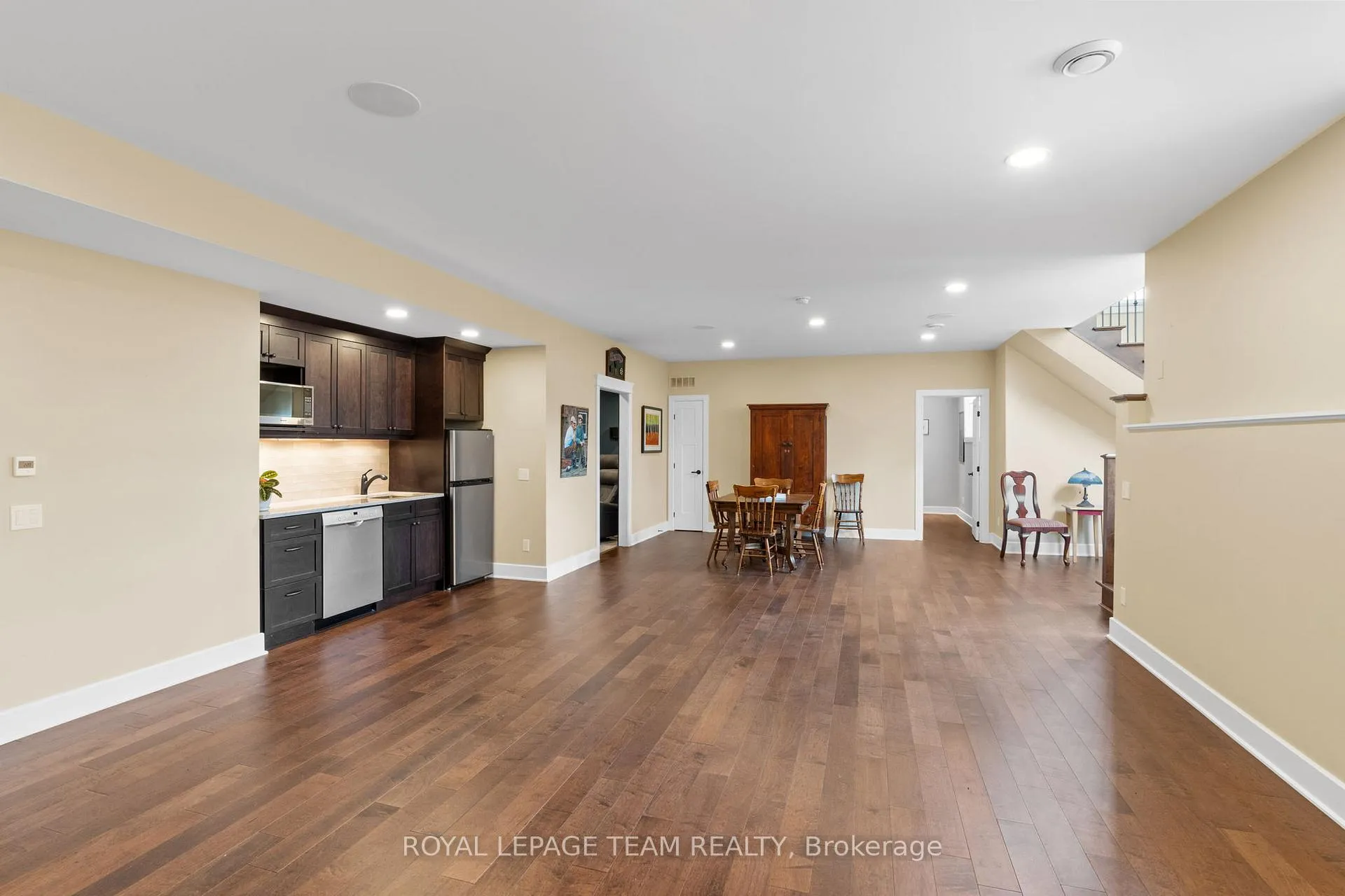 Photo 33 of 1095 Island View Drive, Ottawa, Manotick South to Roger Stevens — HOMEH