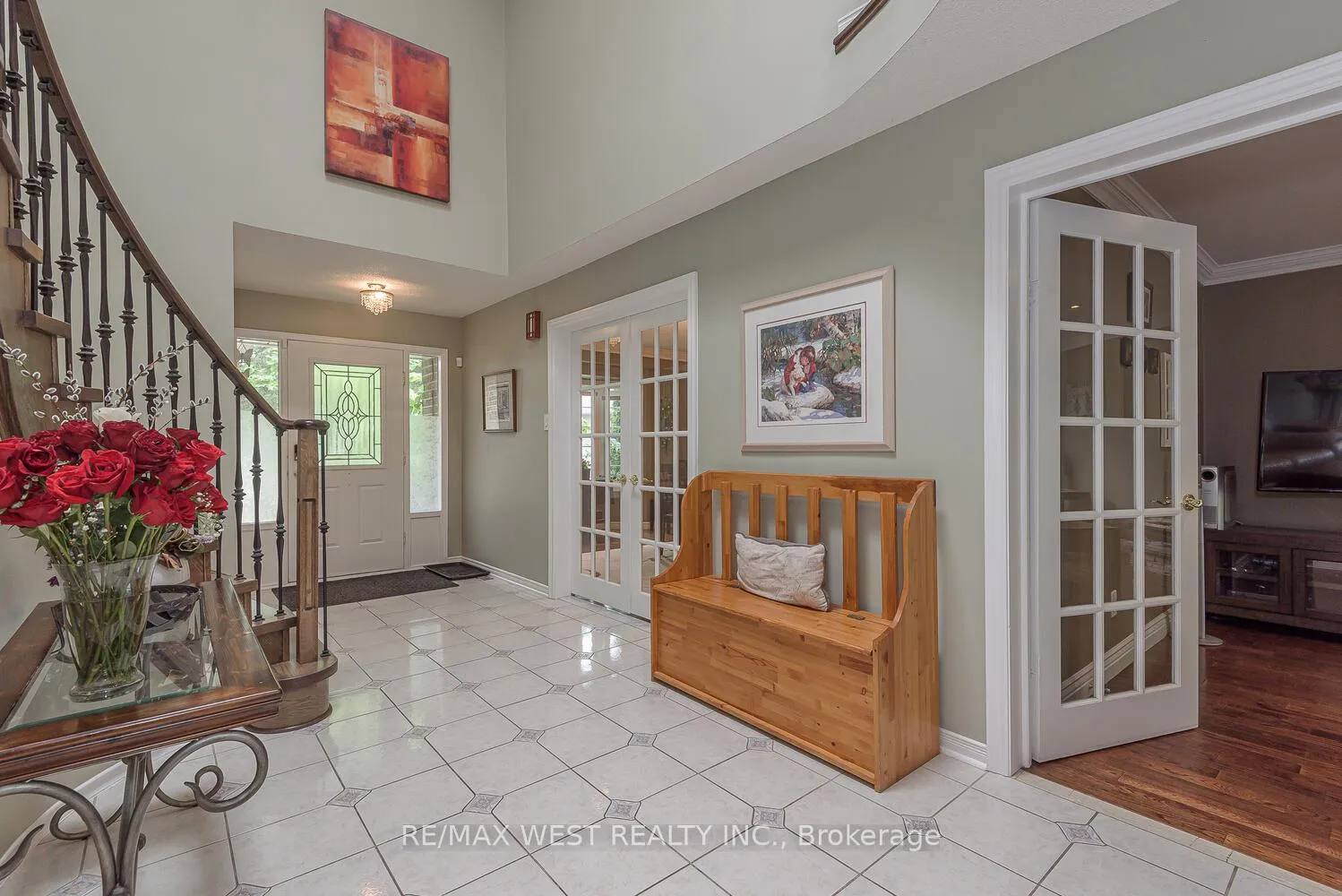 Photo 7 of 12 Barr Crescent, Brampton, Heart Lake East — HOMEH