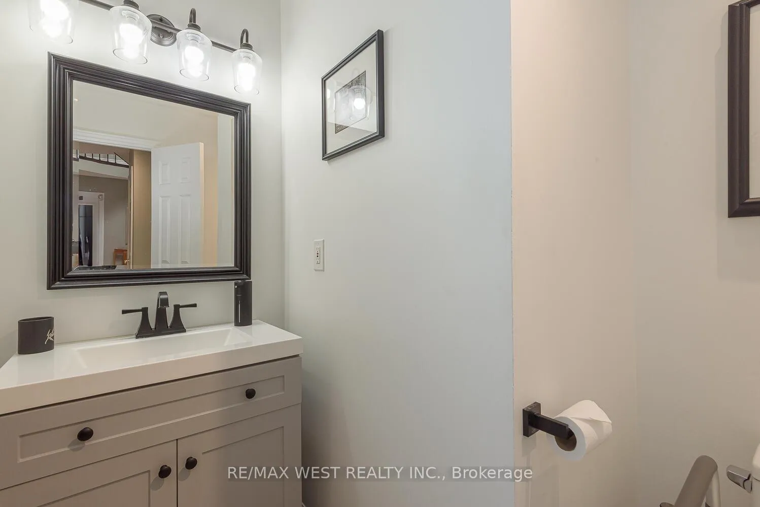 Photo 21 of 12 Barr Crescent, Brampton, Heart Lake East — HOMEH