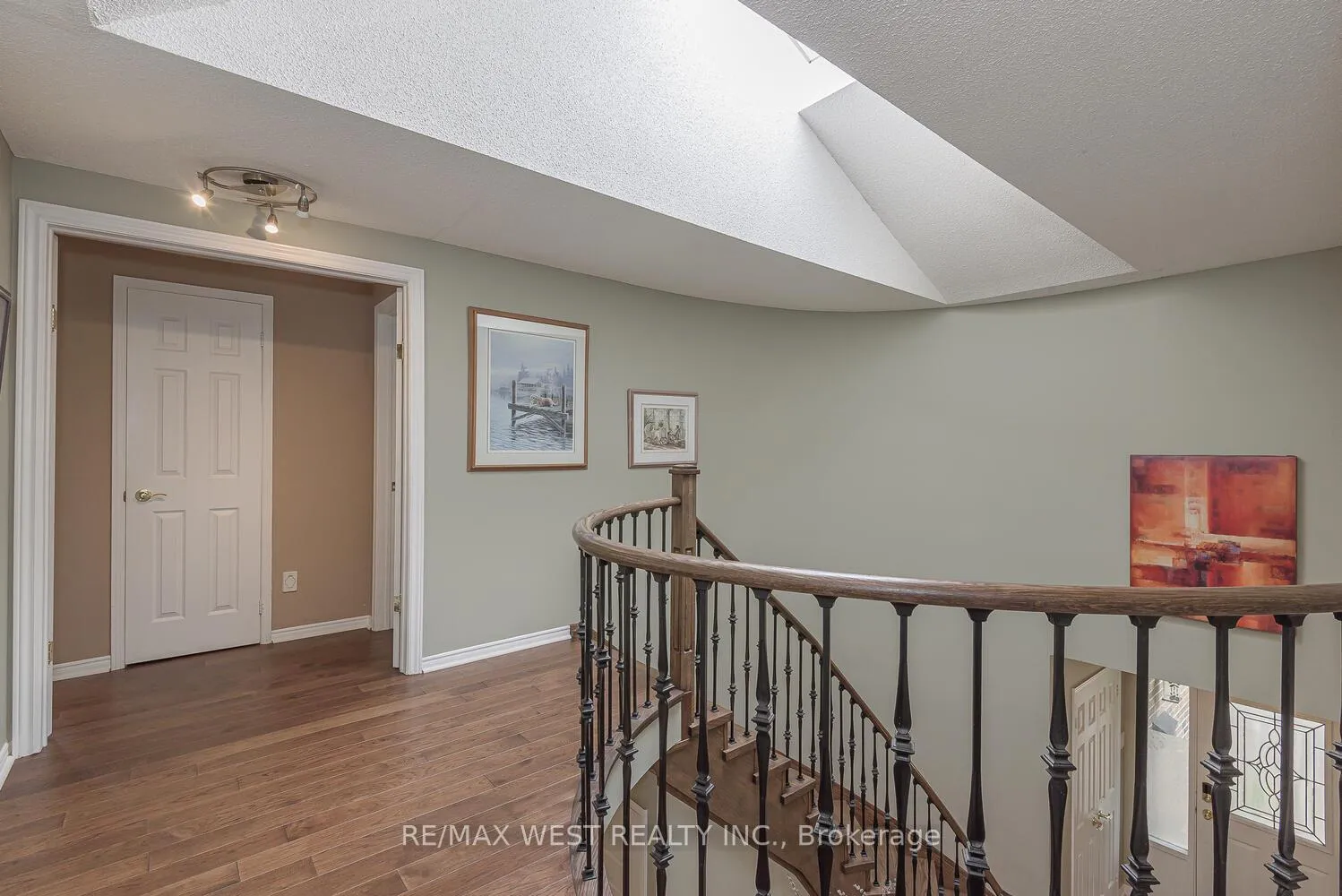 Photo 24 of 12 Barr Crescent, Brampton, Heart Lake East — HOMEH