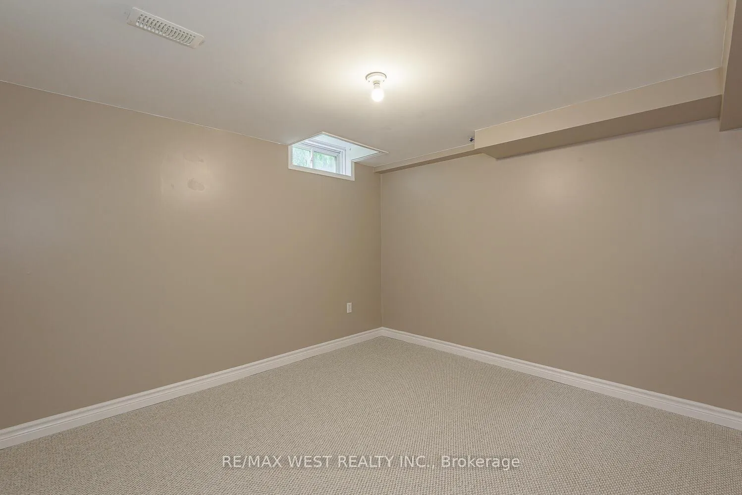 Photo 40 of 12 Barr Crescent, Brampton, Heart Lake East — HOMEH