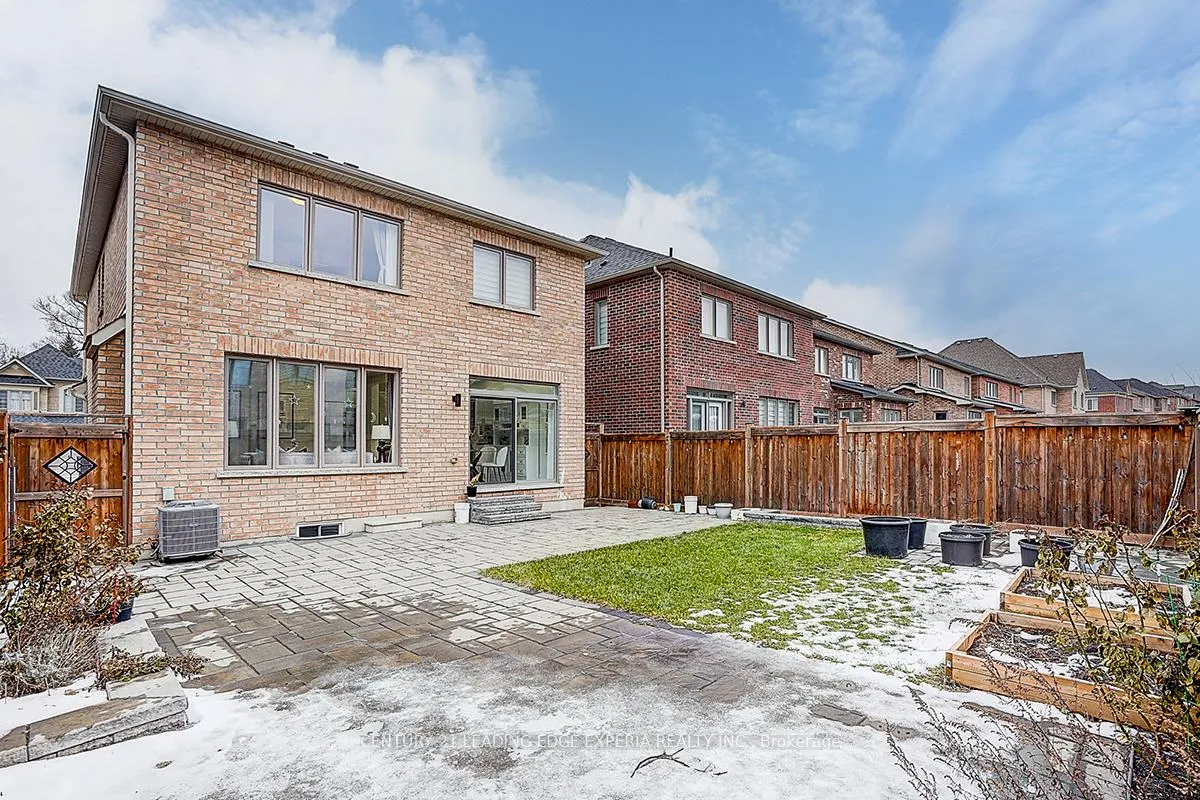 Photo 41 of 11 Micklefield Avenue, Whitby, Rural Whitby — HOMEH