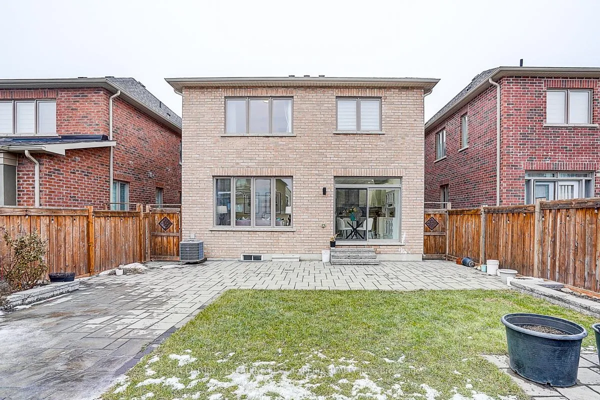 Photo 42 of 11 Micklefield Avenue, Whitby, Rural Whitby — HOMEH