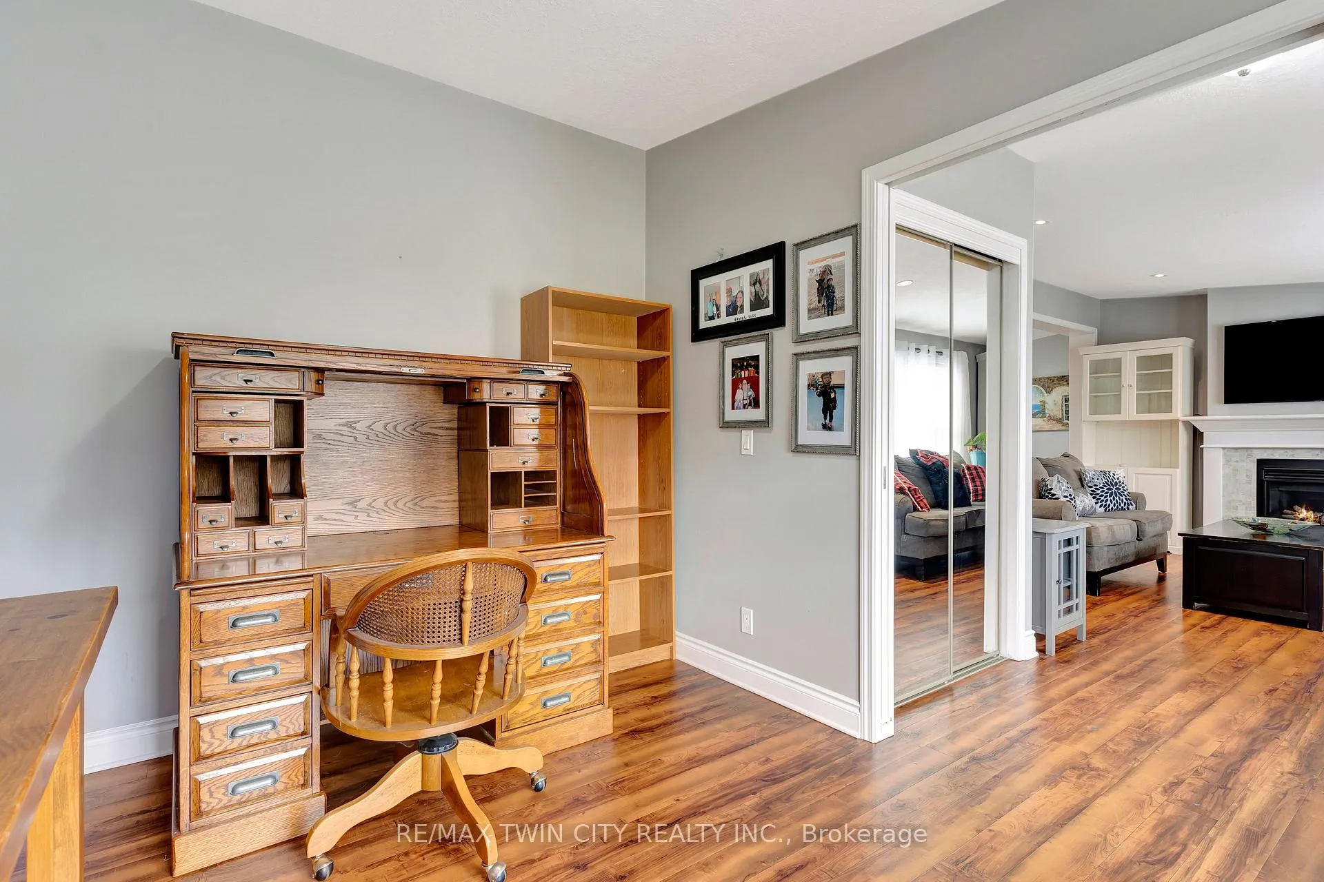 Photo 4 of Unit 4 Maple Ridge, 1429 Sheffield Road, Hamilton, Rural Flamborough — HOMEH