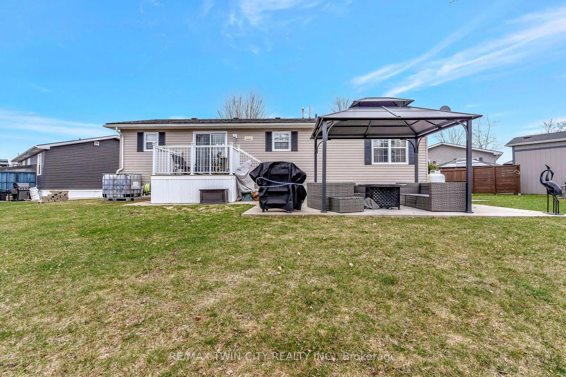 Photo 17 of Unit 4 Maple Ridge, 1429 Sheffield Road, Hamilton, Rural Flamborough — HOMEH