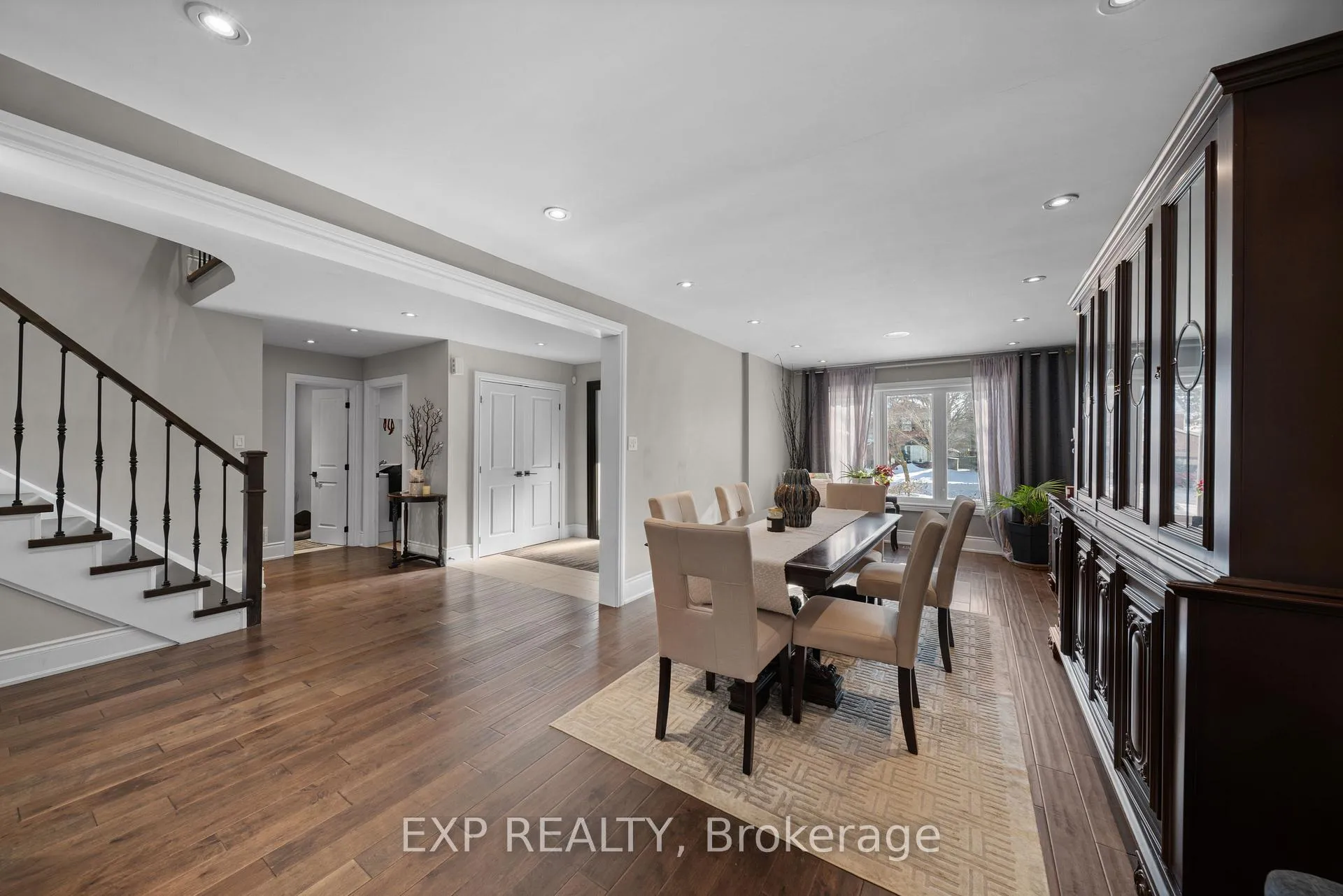 Photo 6 of 126 Larkin Avenue, Markham, Markham Village — HOMEH