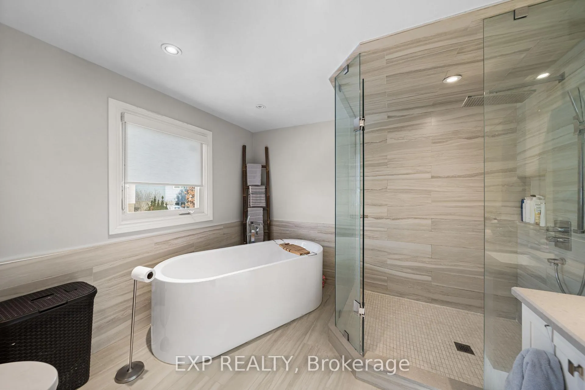 Photo 22 of 126 Larkin Avenue, Markham, Markham Village — HOMEH