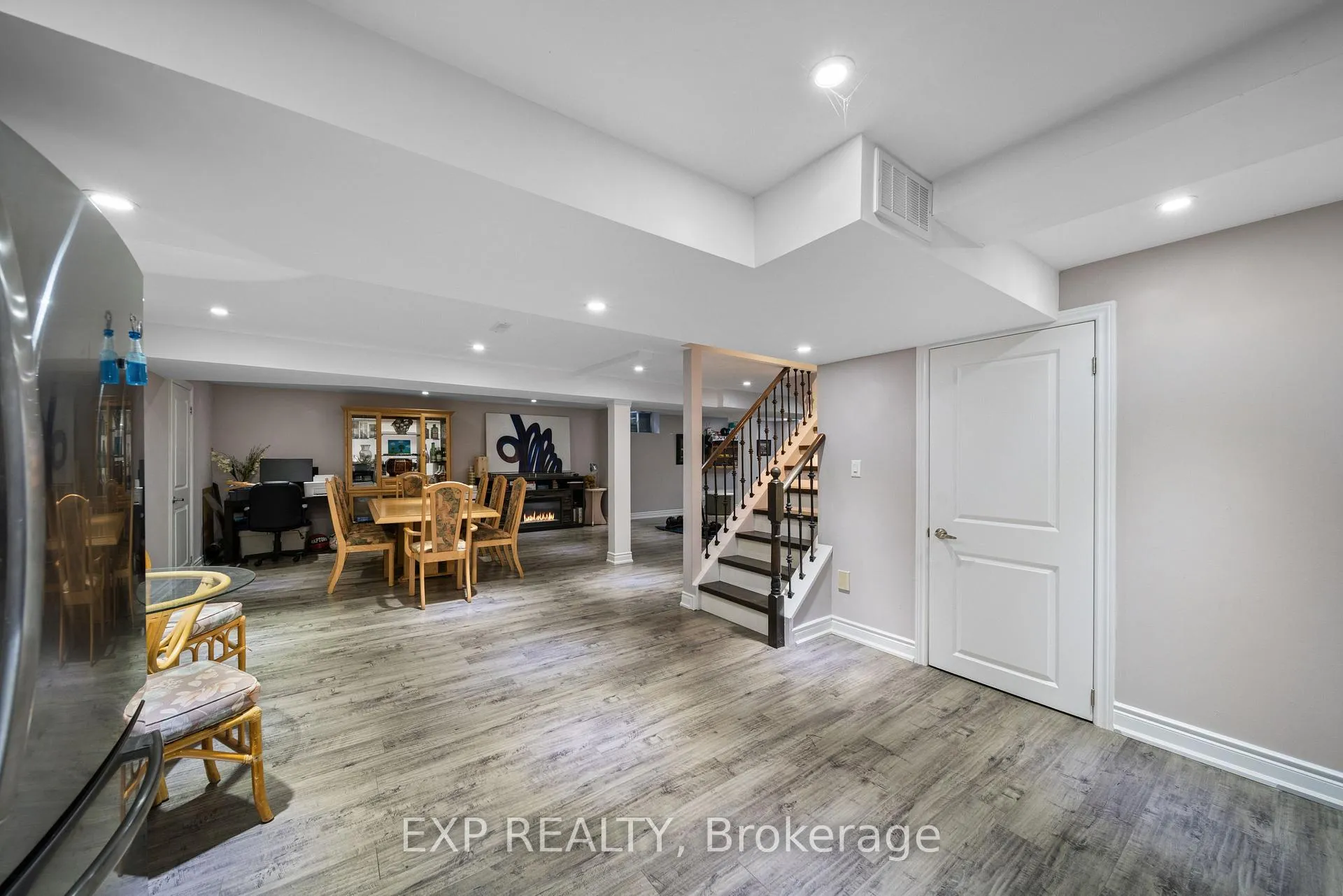 Photo 29 of 126 Larkin Avenue, Markham, Markham Village — HOMEH