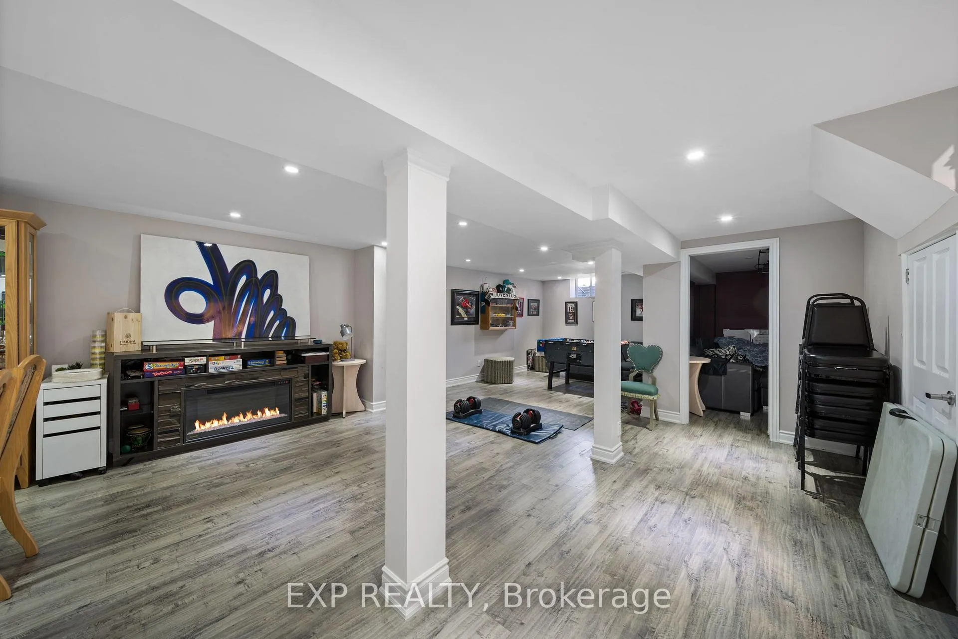 Photo 30 of 126 Larkin Avenue, Markham, Markham Village — HOMEH