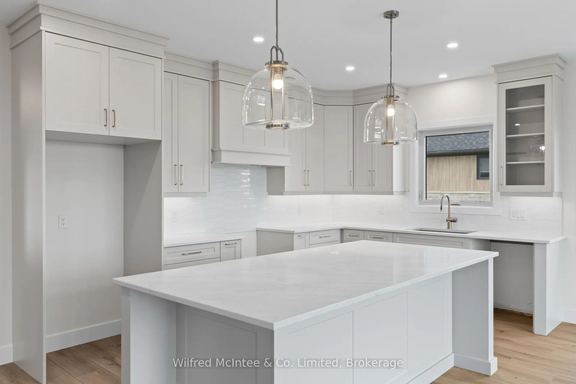 Photo 4 of 44 McTavish Crescent, Huron-Kinloss — HOMEH