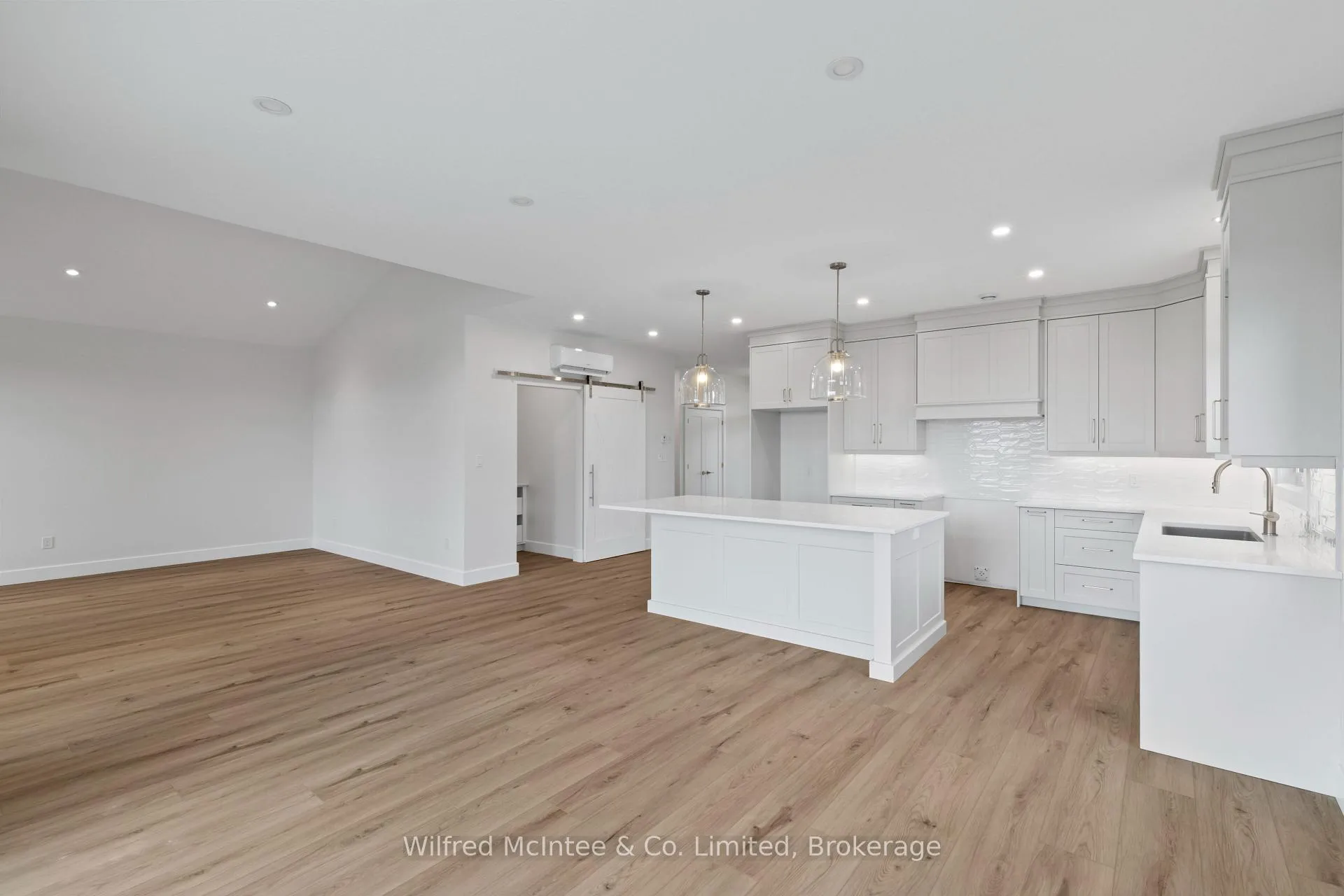 Photo 8 of 44 McTavish Crescent, Huron-Kinloss — HOMEH