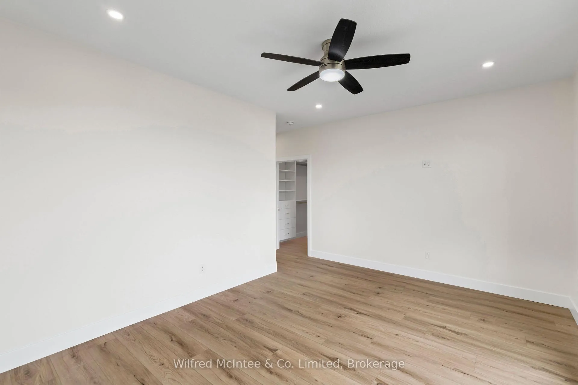 Photo 12 of 44 McTavish Crescent, Huron-Kinloss — HOMEH