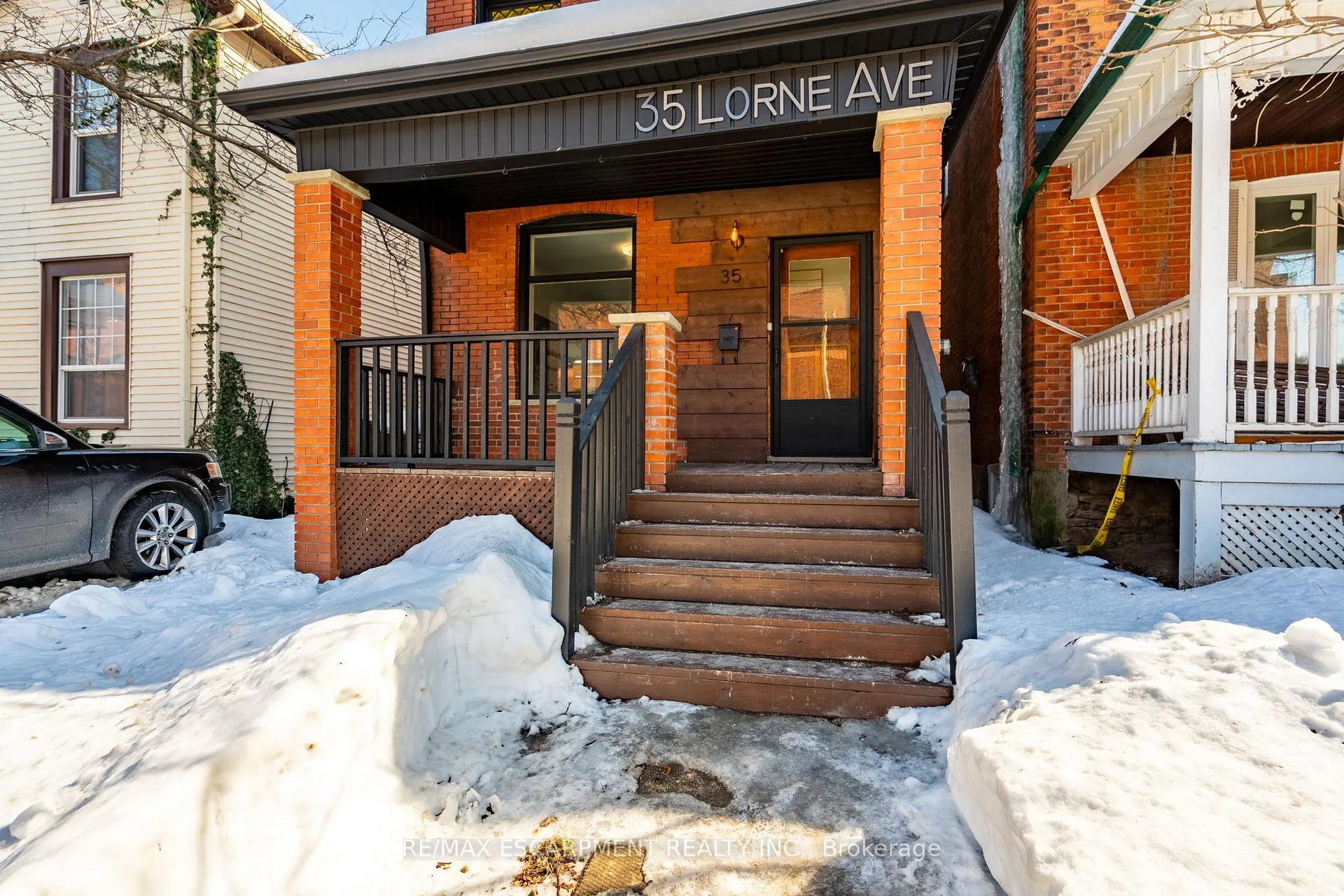 Photo 3 of 35 Lorne Avenue, Hamilton, Blakeley — HOMEH