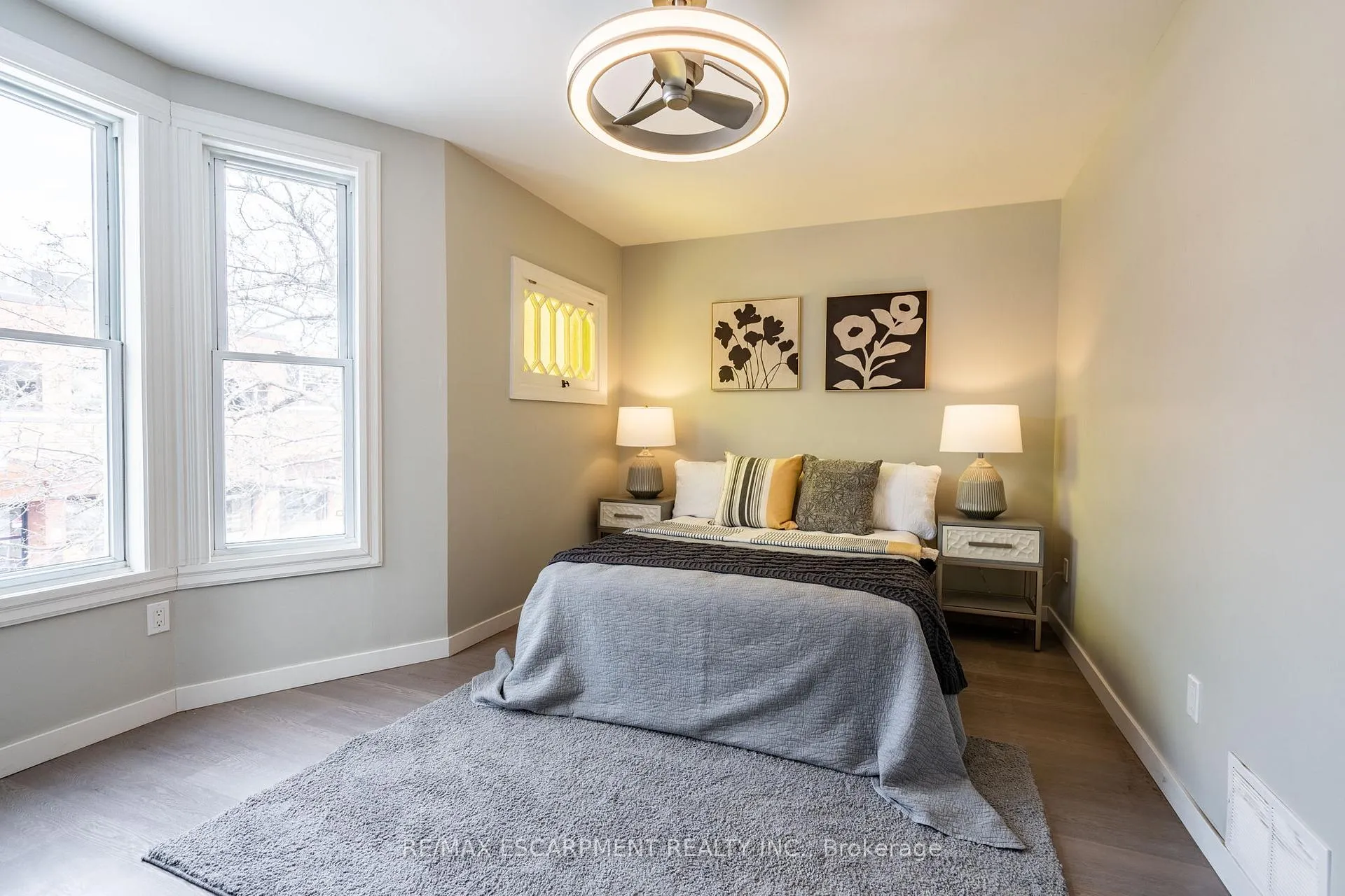 Photo 23 of 35 Lorne Avenue, Hamilton, Blakeley — HOMEH