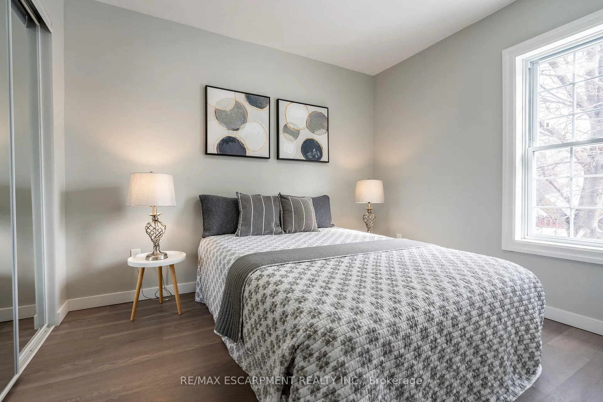 Photo 30 of 35 Lorne Avenue, Hamilton, Blakeley — HOMEH